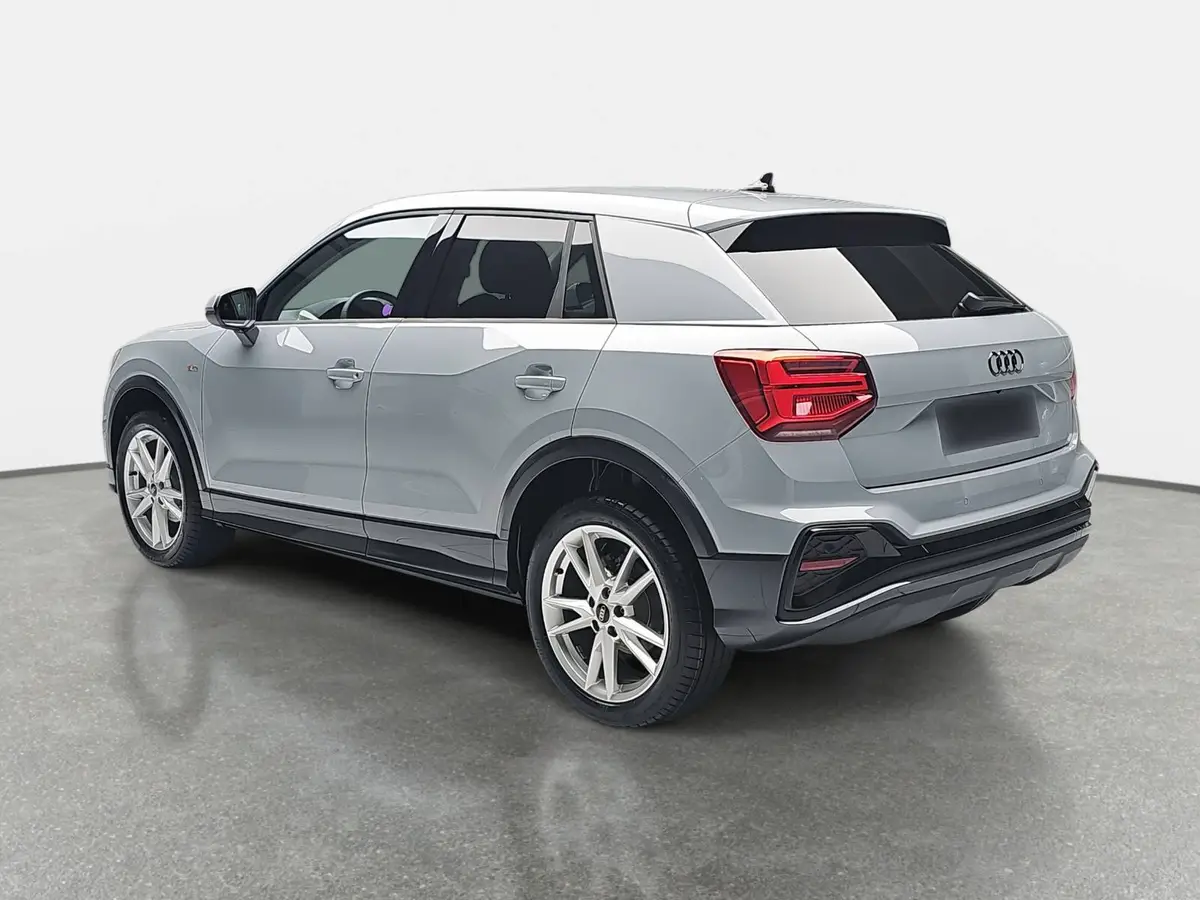 AUDI Q2 35 TFSI S-TRONIC S LINE NAVI LED ACC KLIMA EL.HECK