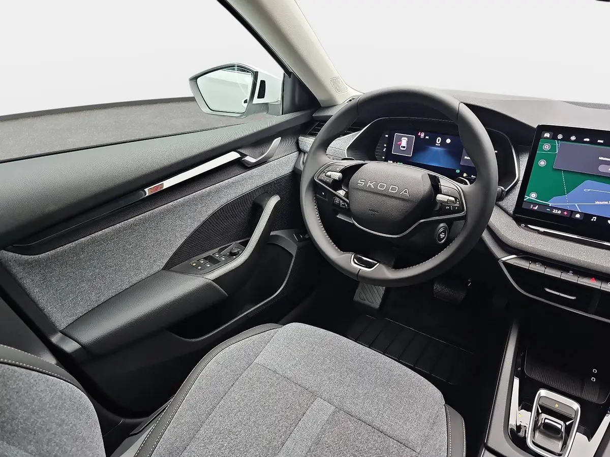 SKODA OCTAVIA COMBI 1.5 TSI E-TEC DSG SELECTION NAVI LED ACC WINTER AH