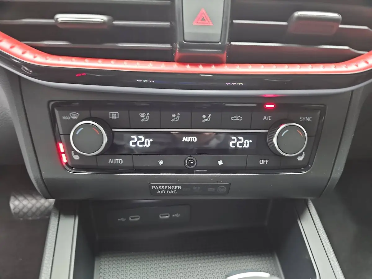 SEAT IBIZA 1.0 TSI DSG FR LED DAB KLIMAAUTO WINTER SICHT KAME