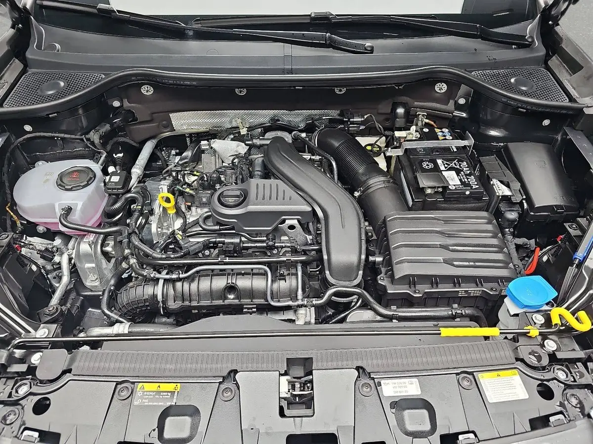 CUPRA ATECA 1.5 TSI DSG NAVI LED ACC PANO EL.HECKKLAPPE WINTER