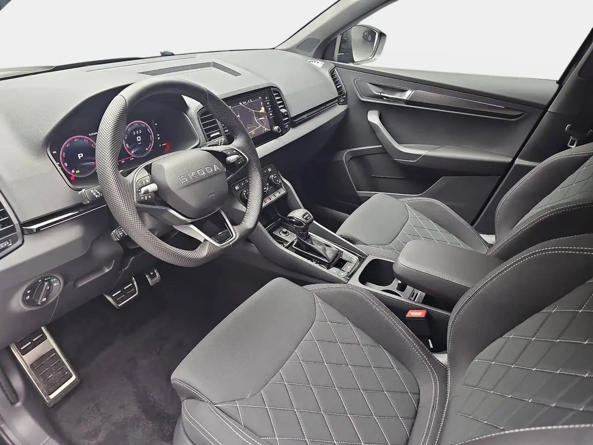 SKODA KAROQ 2.0 TSI DSG SPORTLINE 4X4 ACC AHK