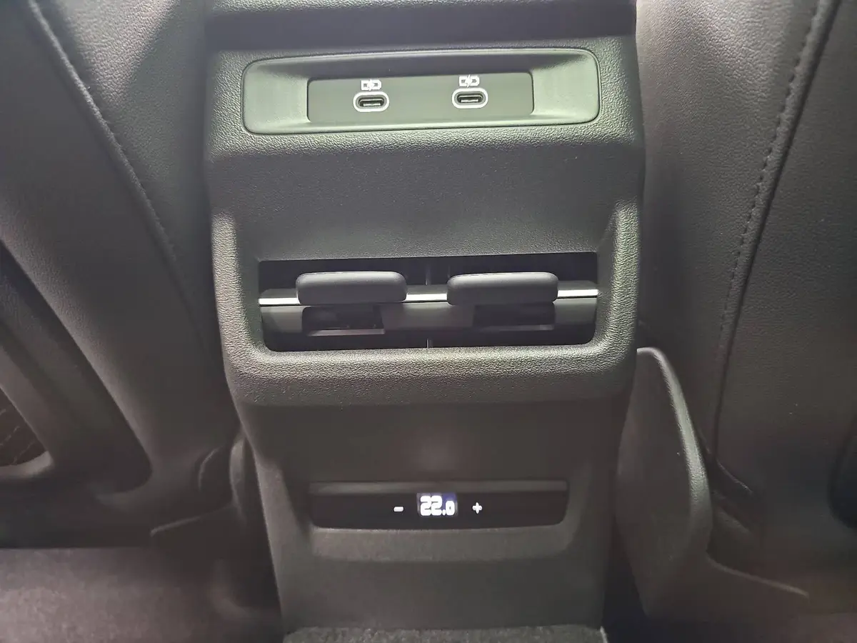 AUDI Q3 TFSI S-TRONIC S-LINE NAVI LED-PLUS PANO