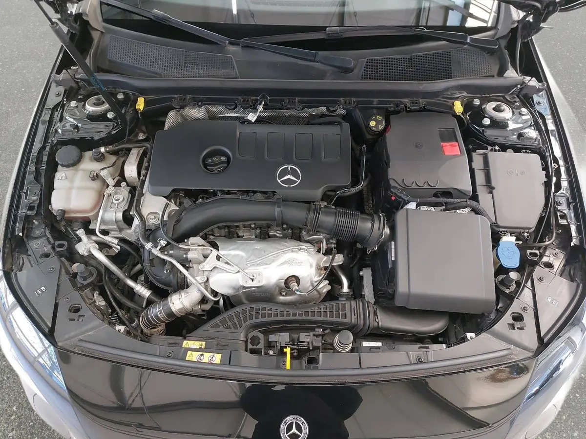 MERCEDES-BENZ A 220 AMG LINE (EURO 6D-TEMP)