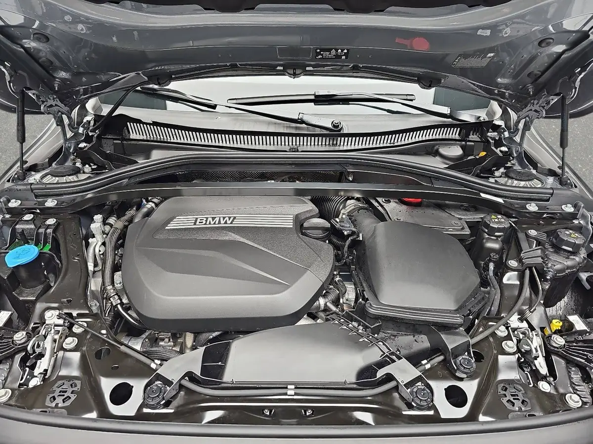 BMW 120 D AUTO. M SPORT NAVI LED INNOVATION HUD AHK KAMERA