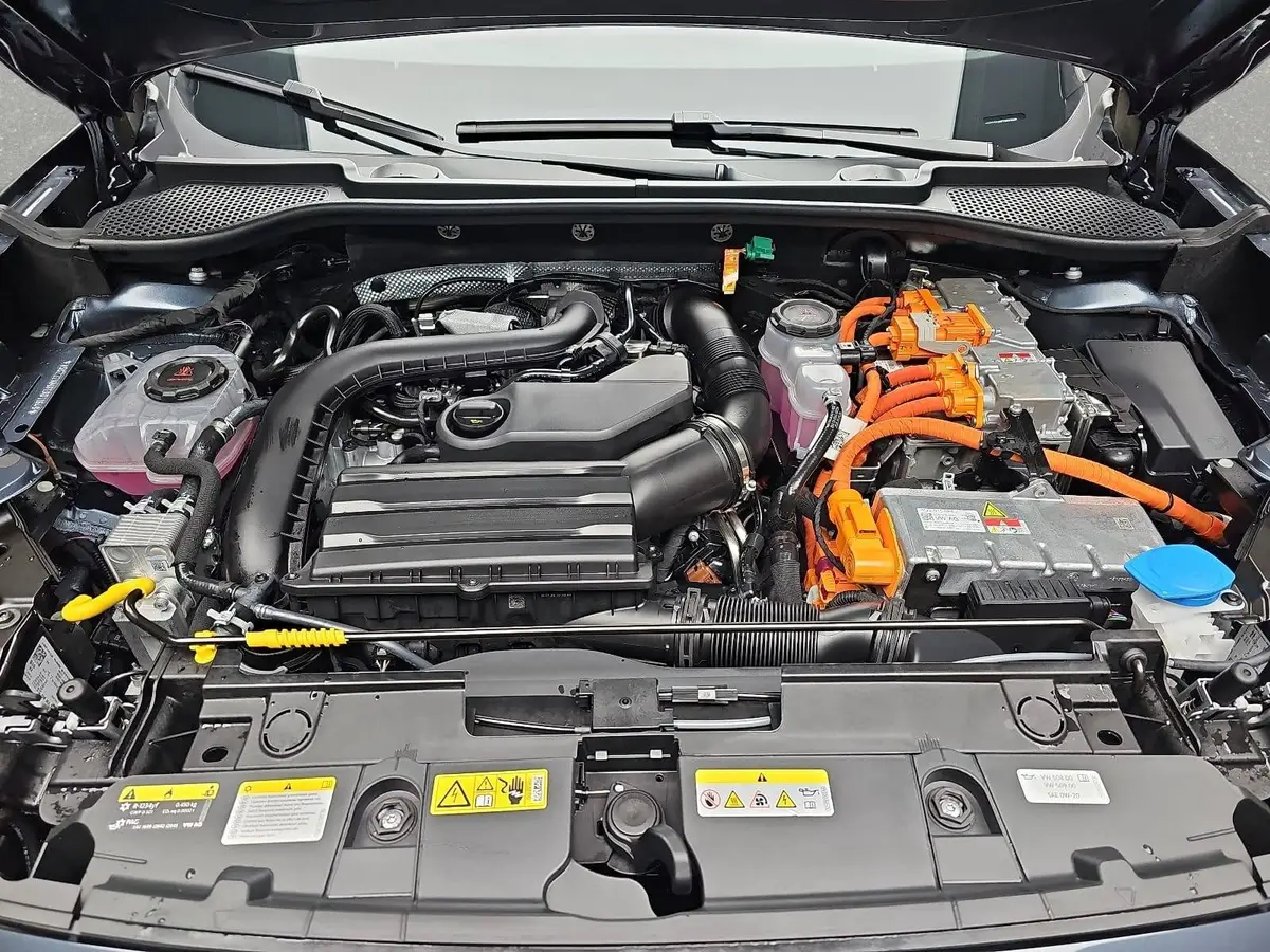 CUPRA FORMENTOR 1.5 E-HYBRID PHEV DSG LED-HD KLIMAAUTO AUDIO MIRRO