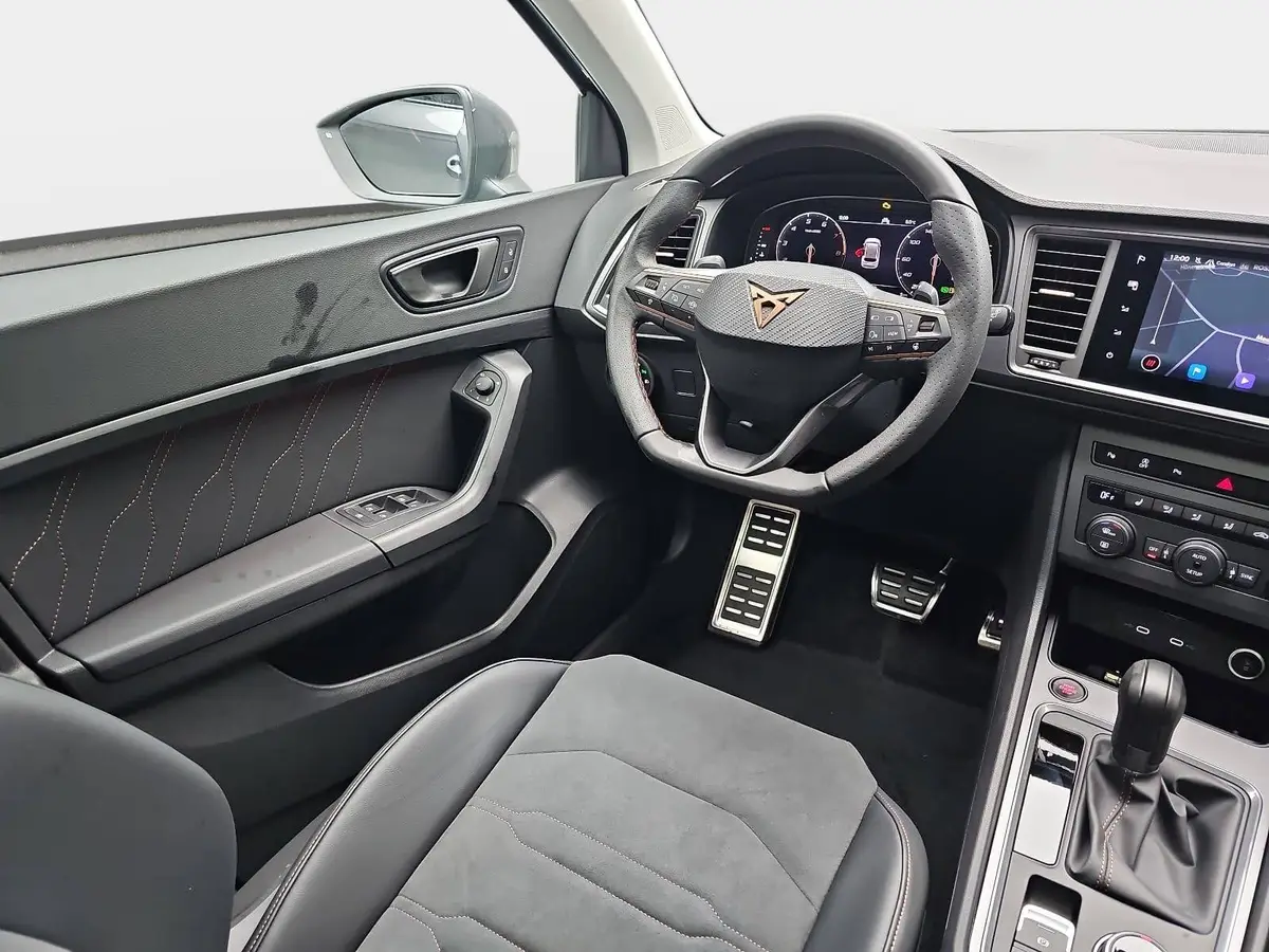 CUPRA ATECA 1.5 TSI DSG PANO P-ASSIST AHK