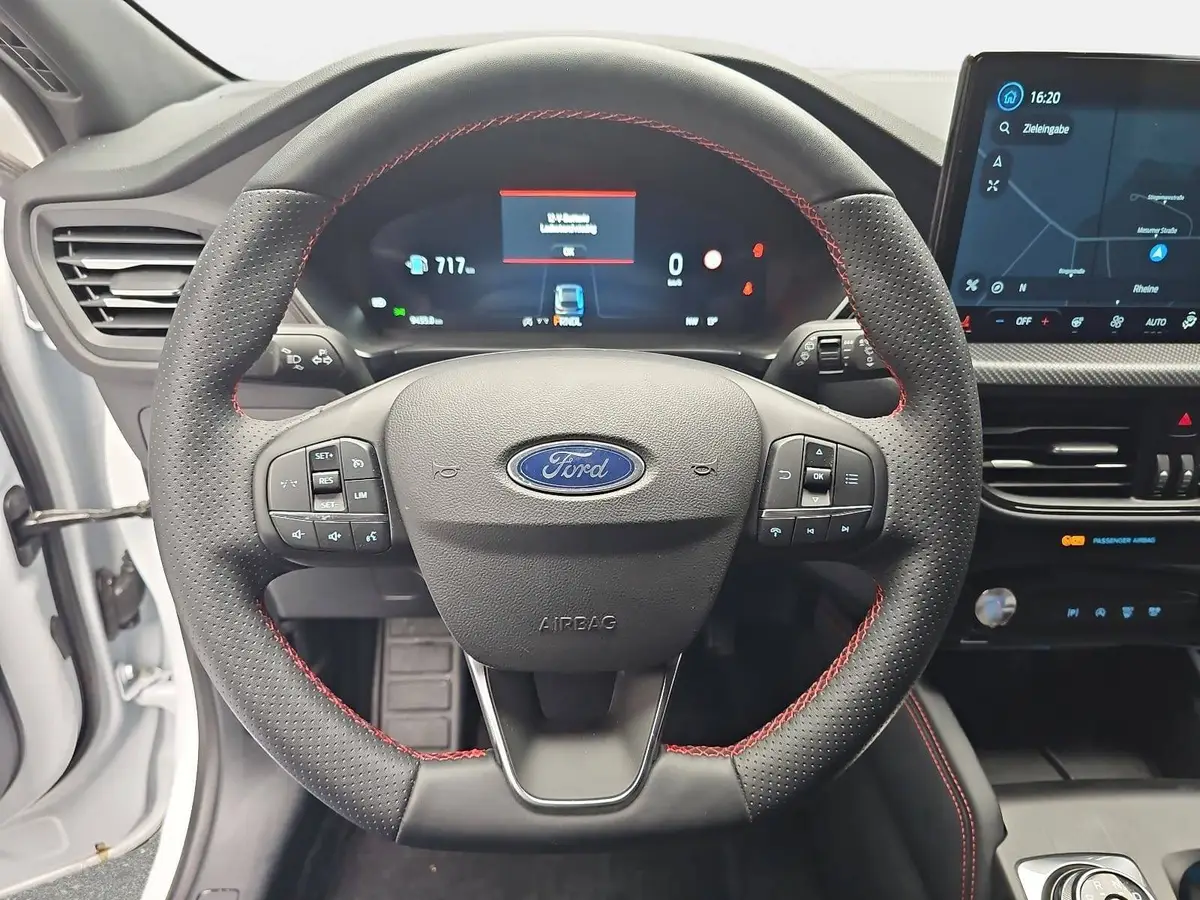 FORD KUGA 1.5 EB AUTO. ST-LINE NAVI LED KLIMAAUTO WINTER SIC