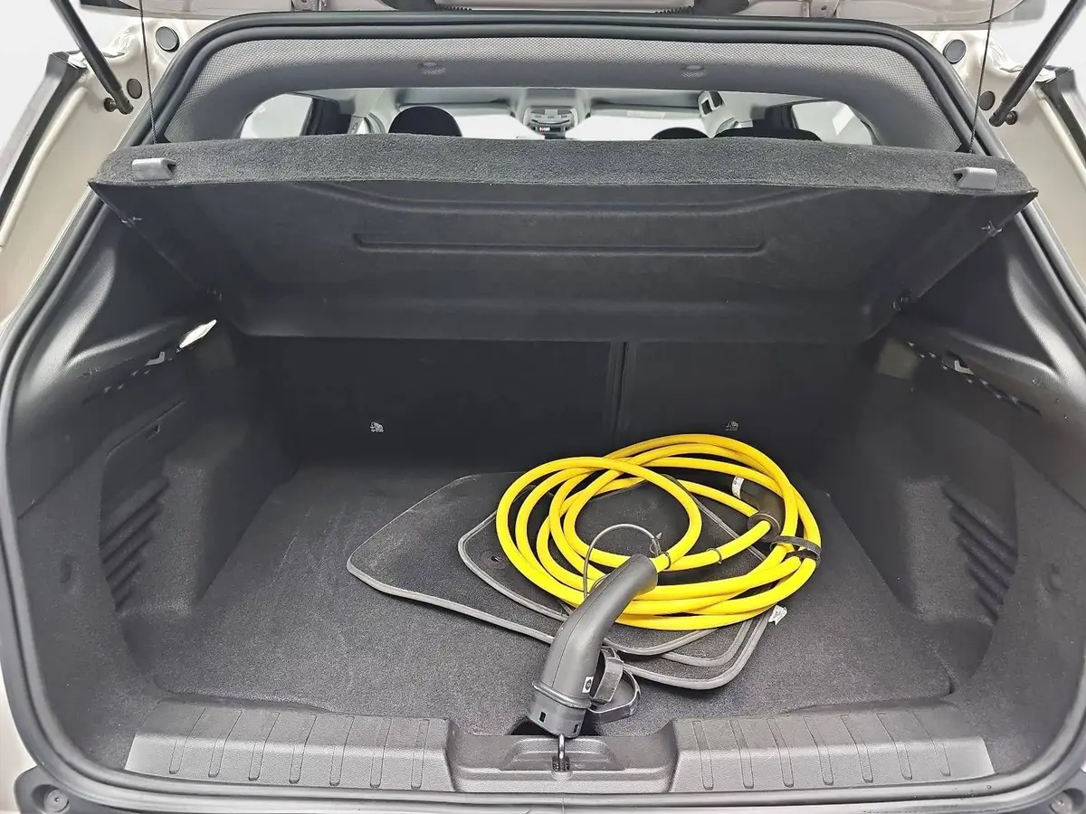 JEEP AVENGER AUTO. 51KWH SUMMIT LED ACC KAMERA