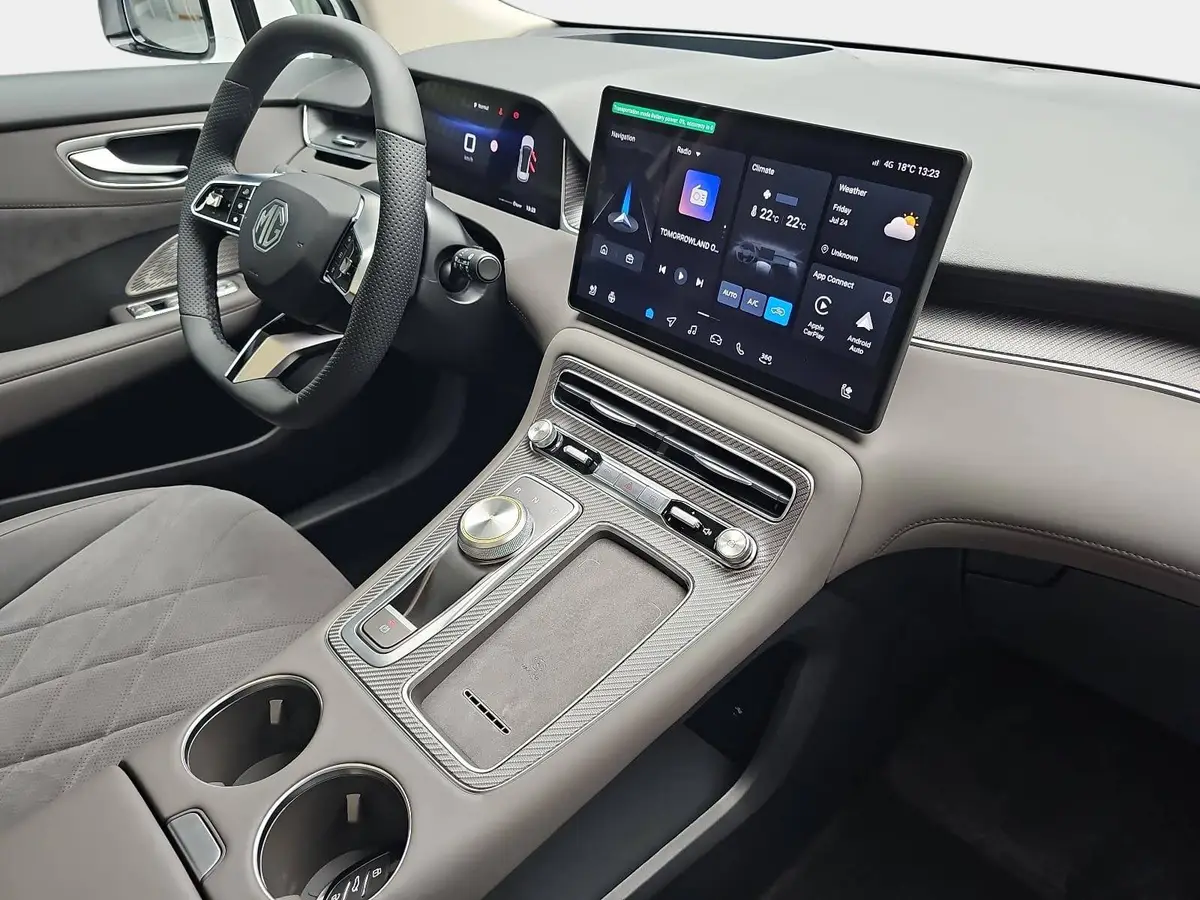 MG ANDERE EV 77 KWH LUXURY AWD PANORAMA LEDER 20-ZOLL