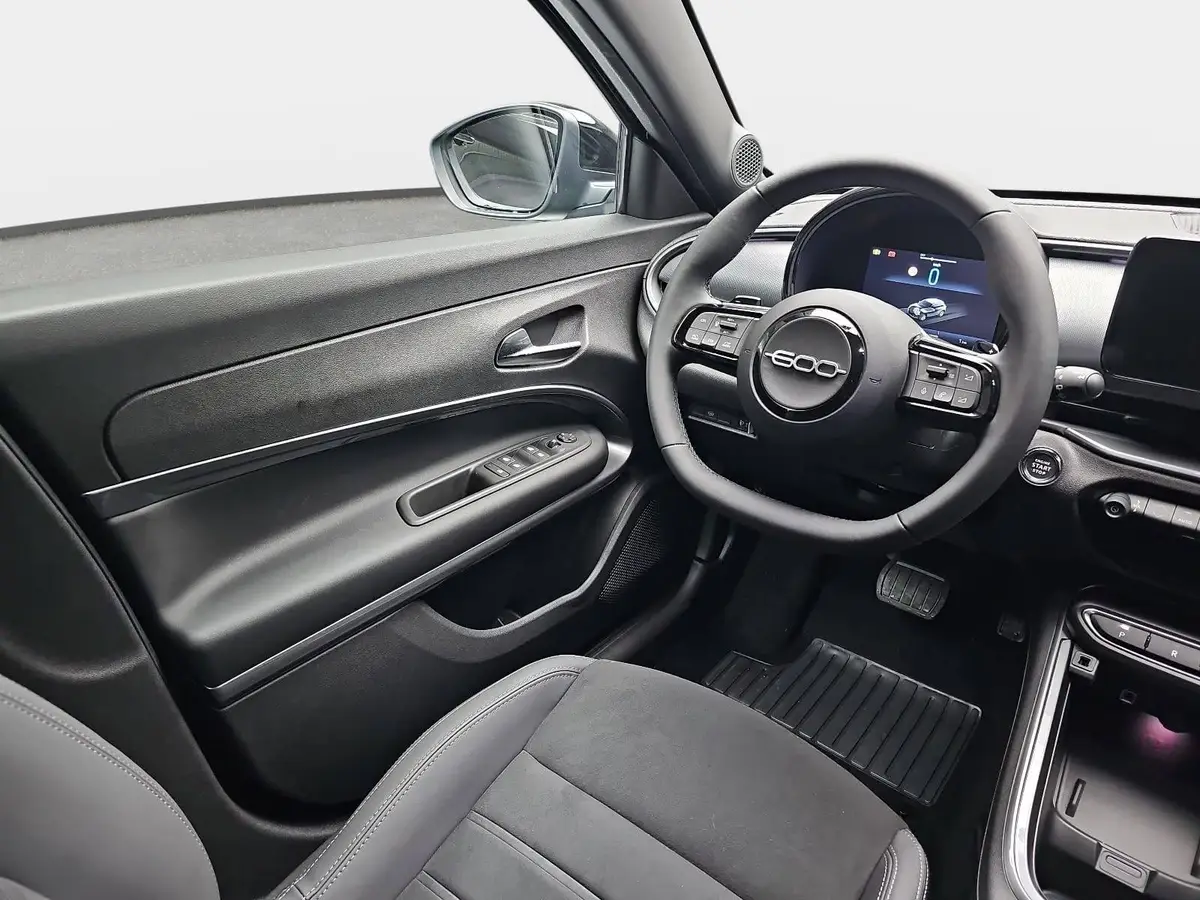 FIAT 600 1.2 T3 HYBRID DCT SPORT MJ26 NAVI