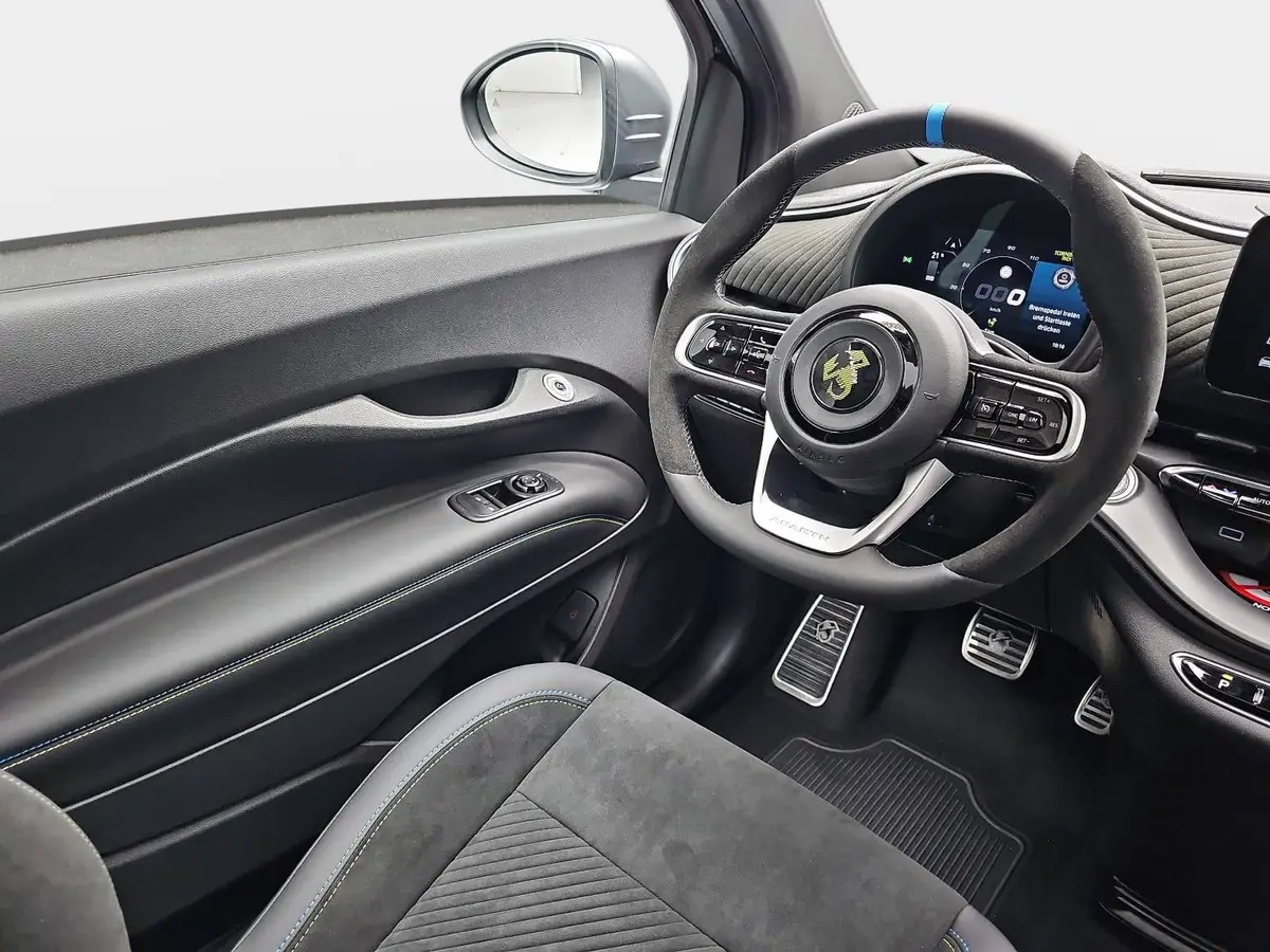 ABARTH 500 E ELEKTRO 42 KWH TURISMO MJ26