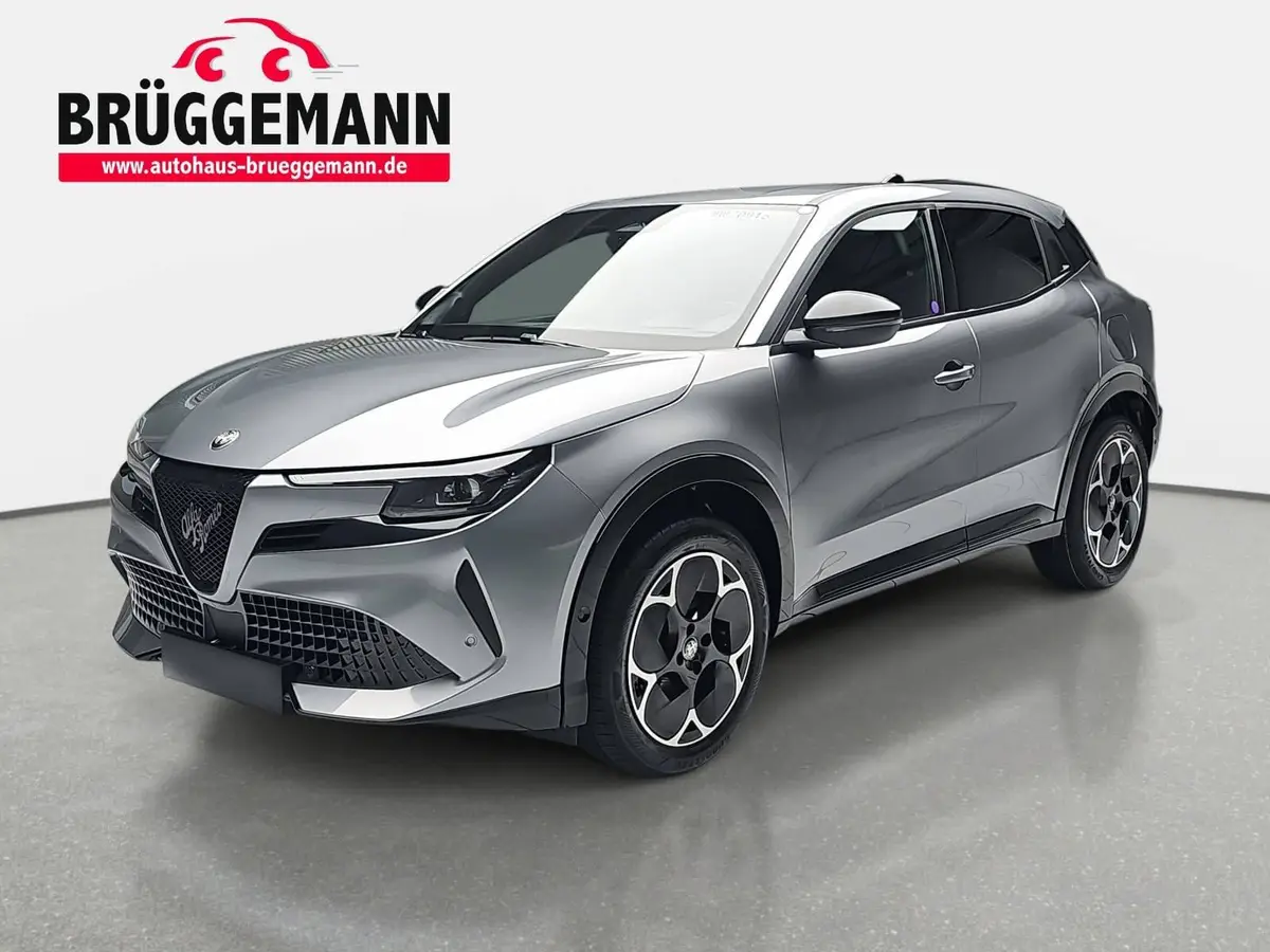 ALFA ROMEO JUNIOR IBRIDA 1.2 VGT 48V-HYBRID 21KW TI TECHNOLOGIE PAKET 18 ZOLL LM