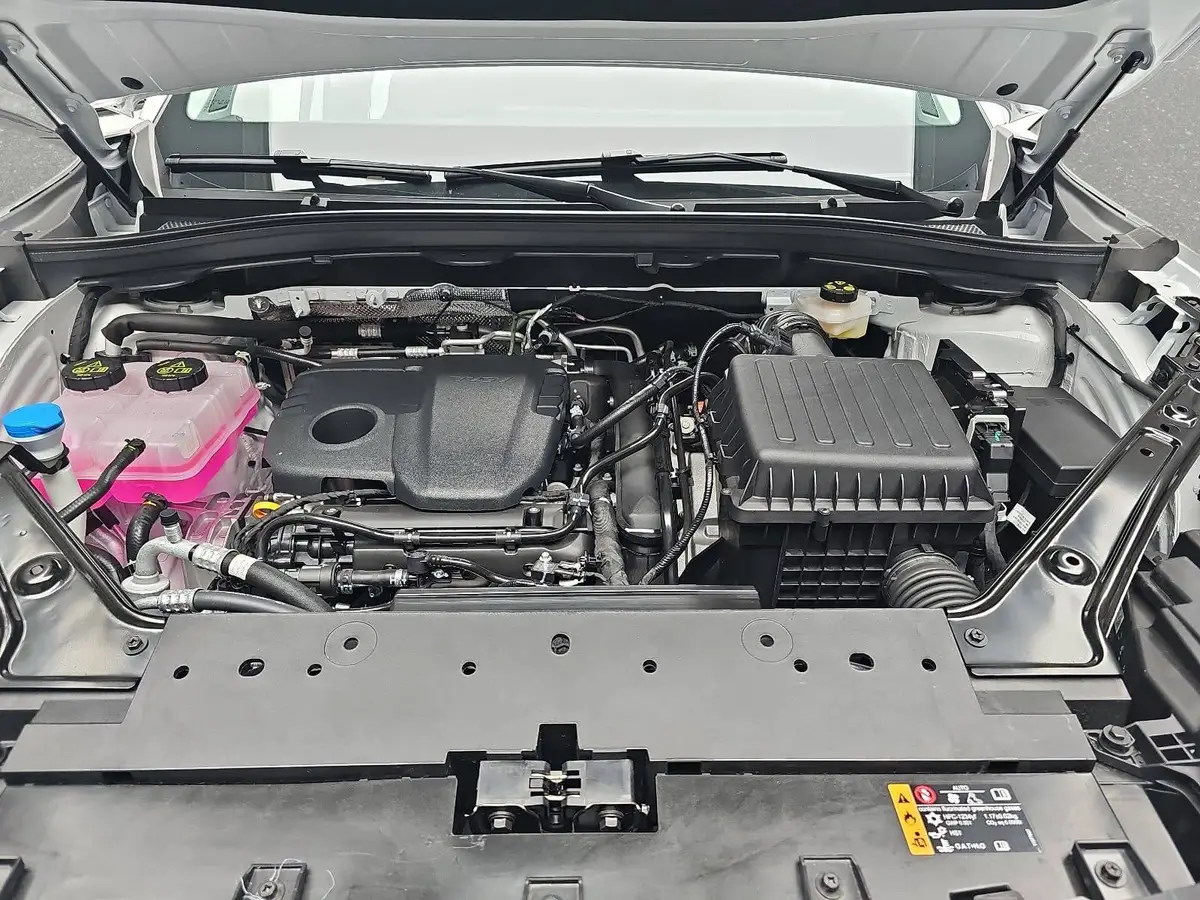 MG S9 PLUG-IN-HYBRID MY26 PREMIUM