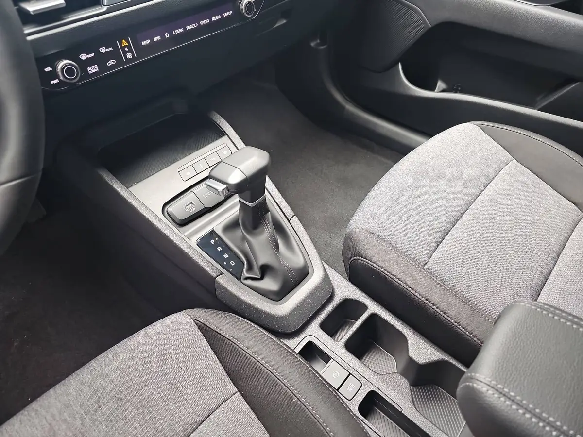 KIA STONIC 1.0 T-GDI 100 DCT VISION MJ26 SITZH. NAVI