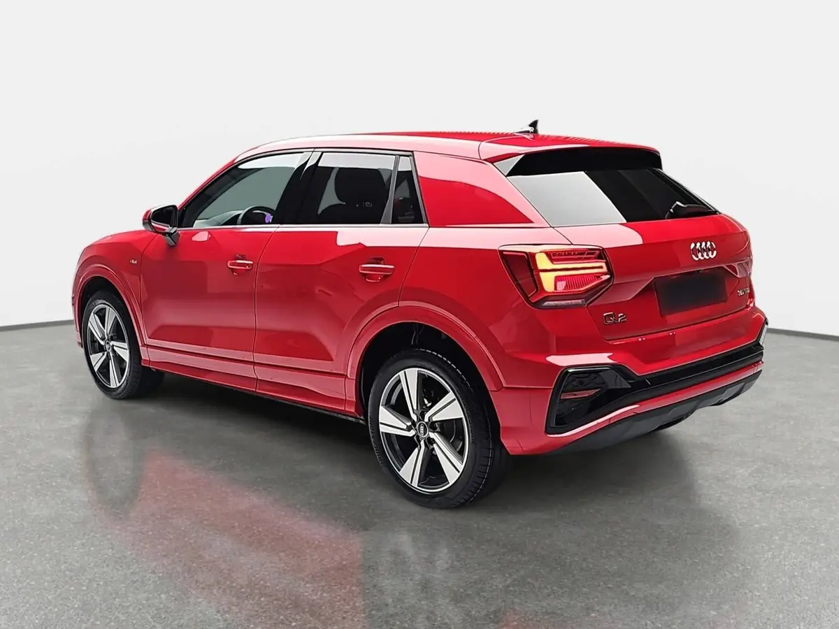 AUDI Q2 35 TFSI S-TRONIC S LINE NAVI LED ACC EL.HECKKL. WI