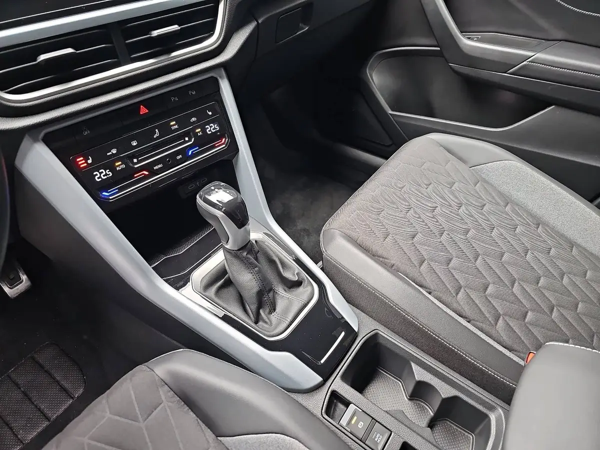 VW T-ROC 1.5 TSI DSG GOAL NAVI LED KLIMAAUTO ACC KAMERA AHK