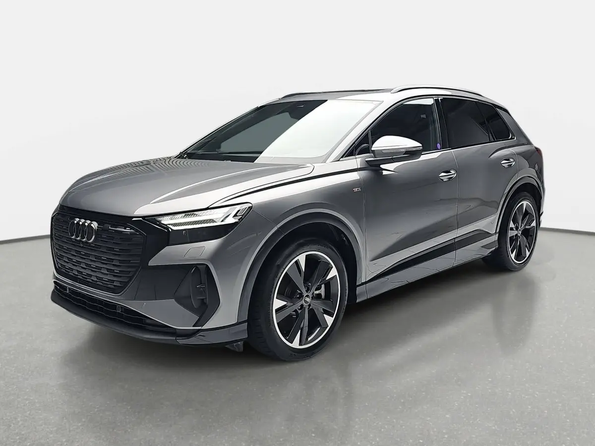 AUDI Q4 E-TRON 45 S-LINE 82KWH LED-MATRIX KAMERA