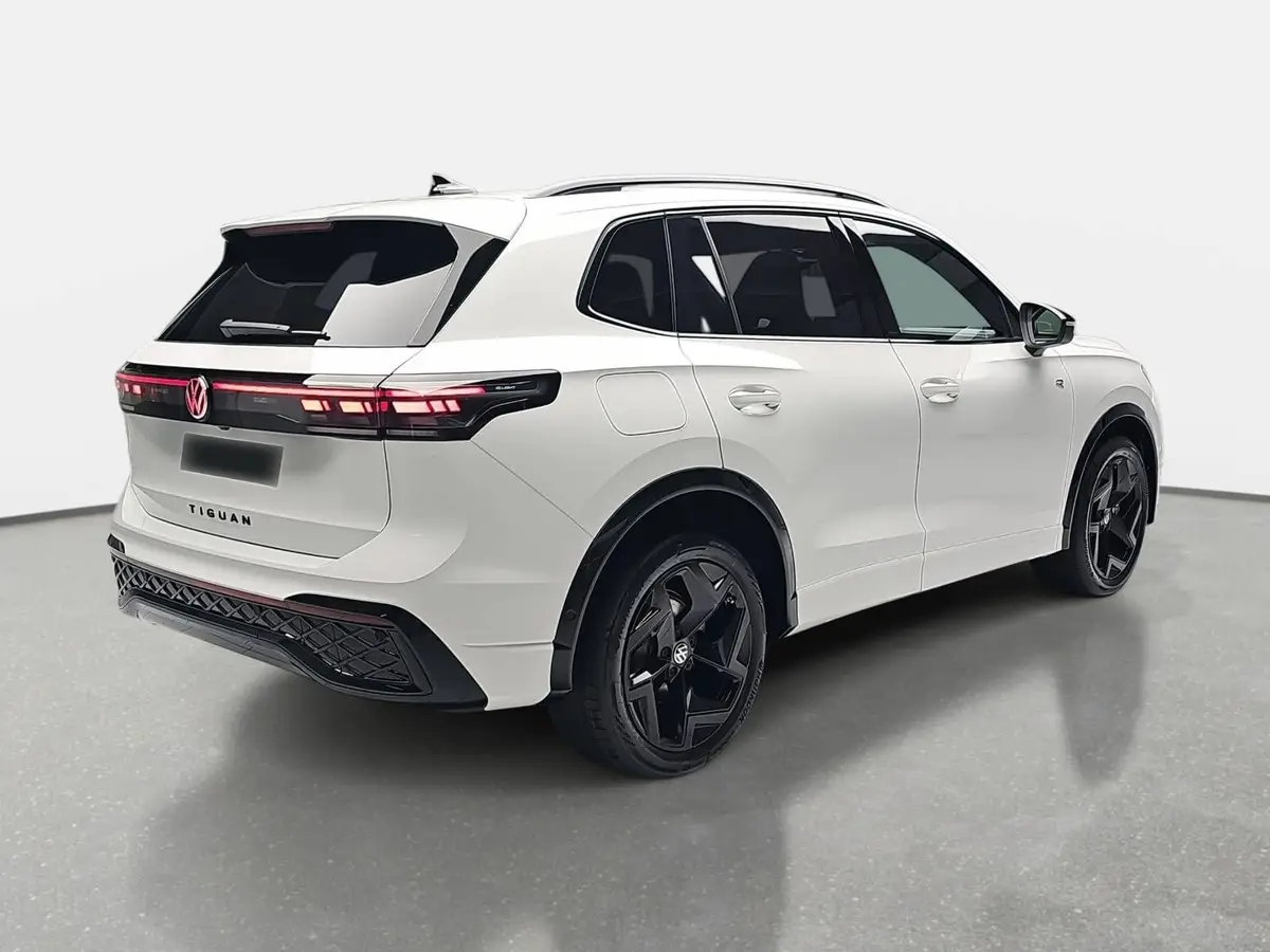 VW TIGUAN 2.0 TDI DSG R-LINE NAVI LED PANO