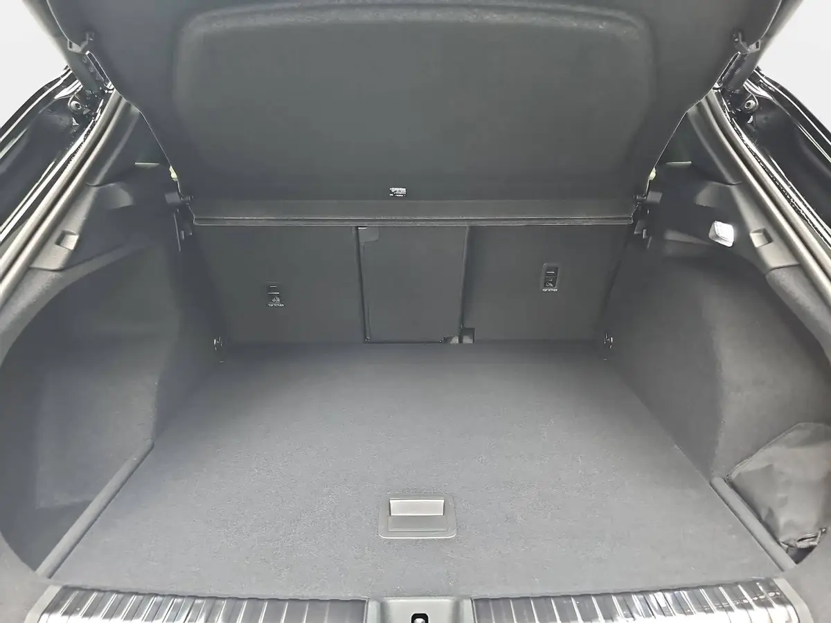 AUDI Q3 TDI S-TRONIC S-LINE NAVI LED-PLUS PANO