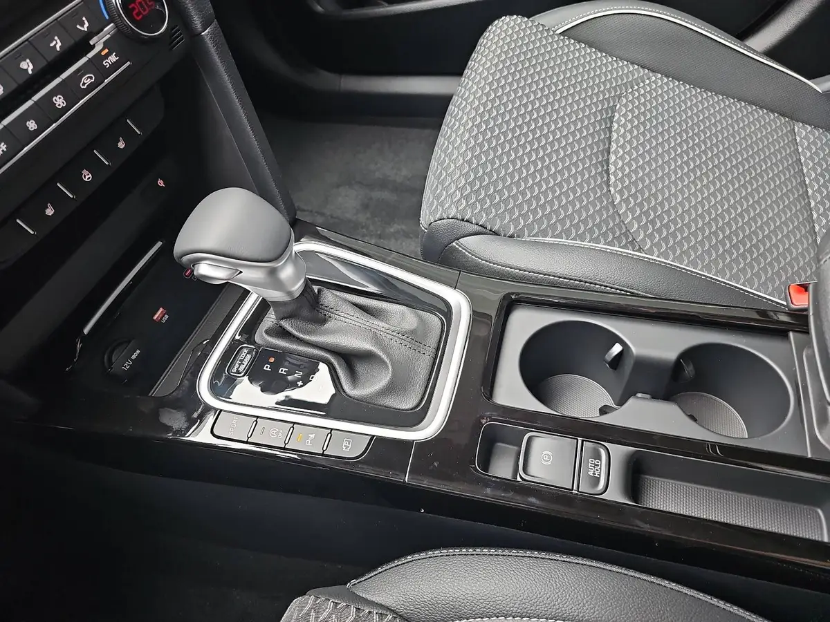 KIA XCEED 1.6 T-GDI 150 DCT SPIRIT MJ26 XCLUSIVE