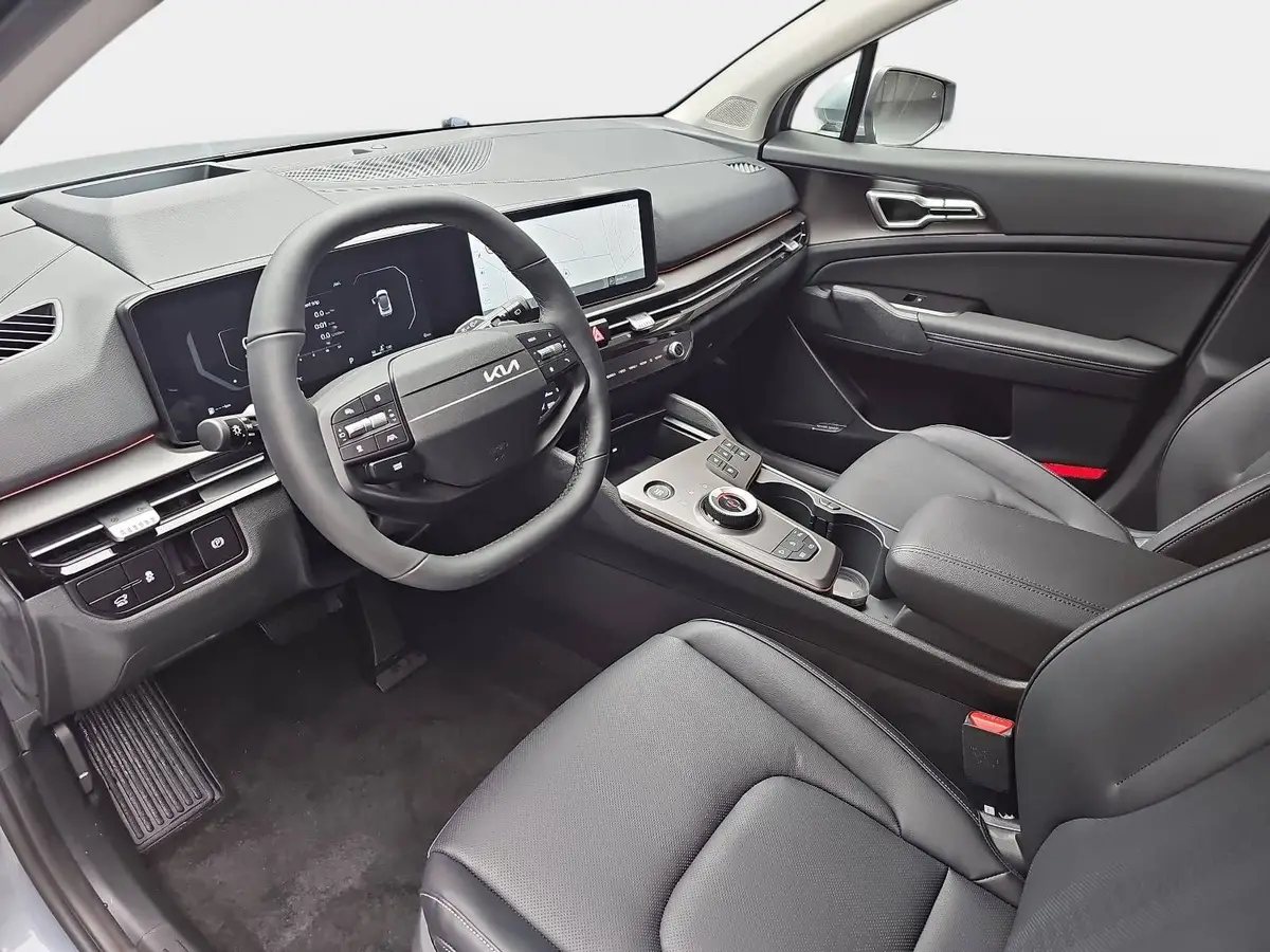 KIA SPORTAGE 1.6 T-GDI 150 2WD DCT SPIRIT MJ26 LEDER DRIVEWISE SOUND