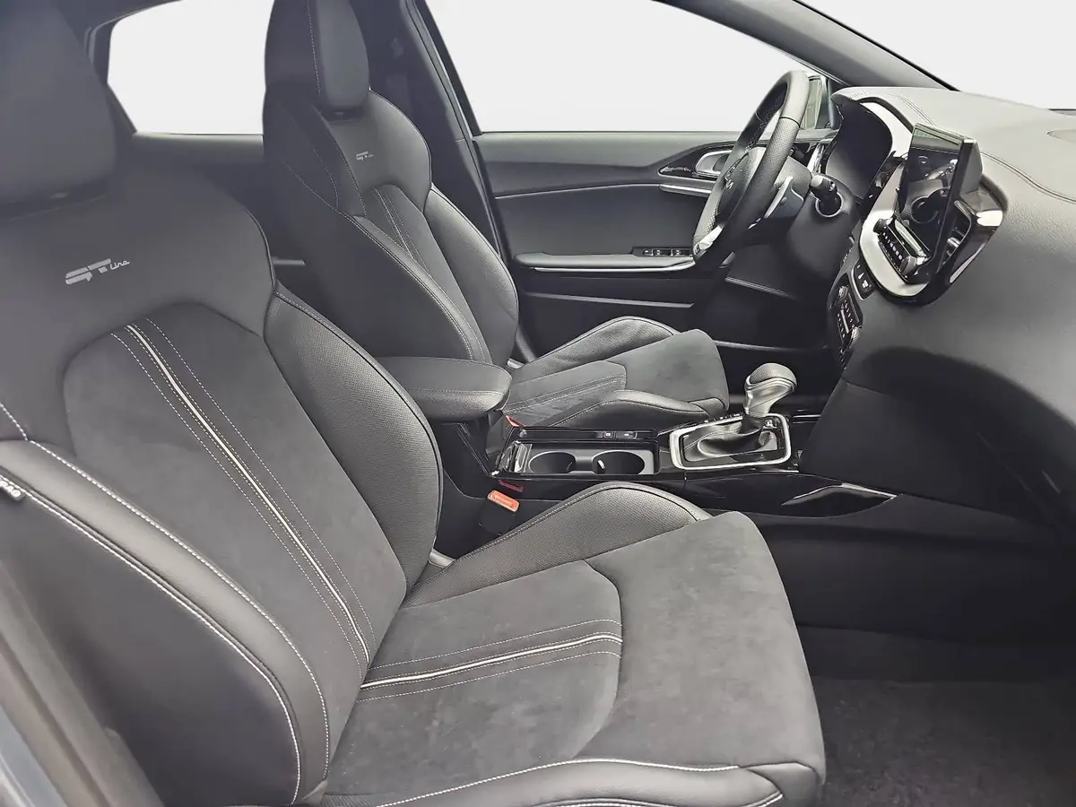 KIA XCEED 1.6 T-GDI 180 DCT GT-LINE MJ26 LEDER GLASDACH