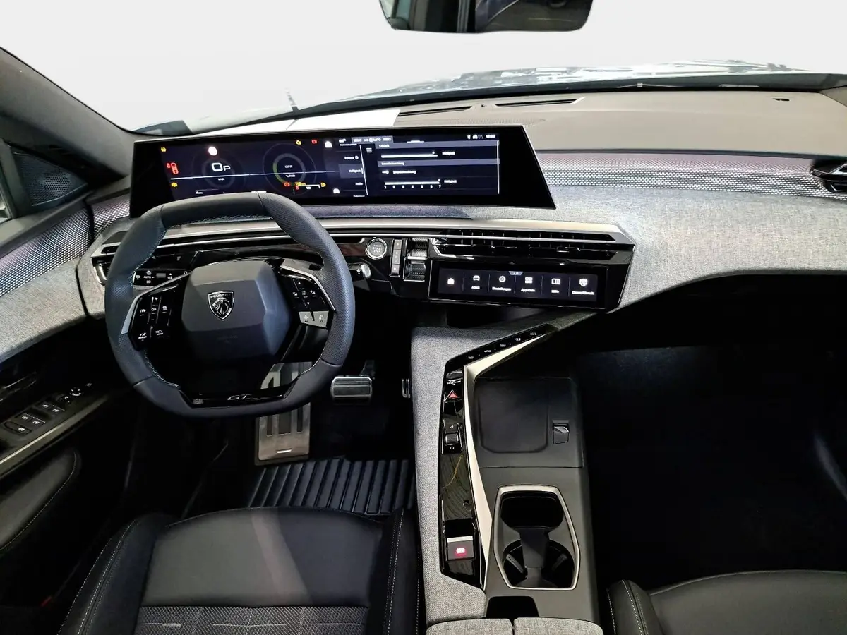 PEUGEOT 3008 1.2 HYBRID 145 E-DSC6 GT NAVI KLIMA LED AHK LM19