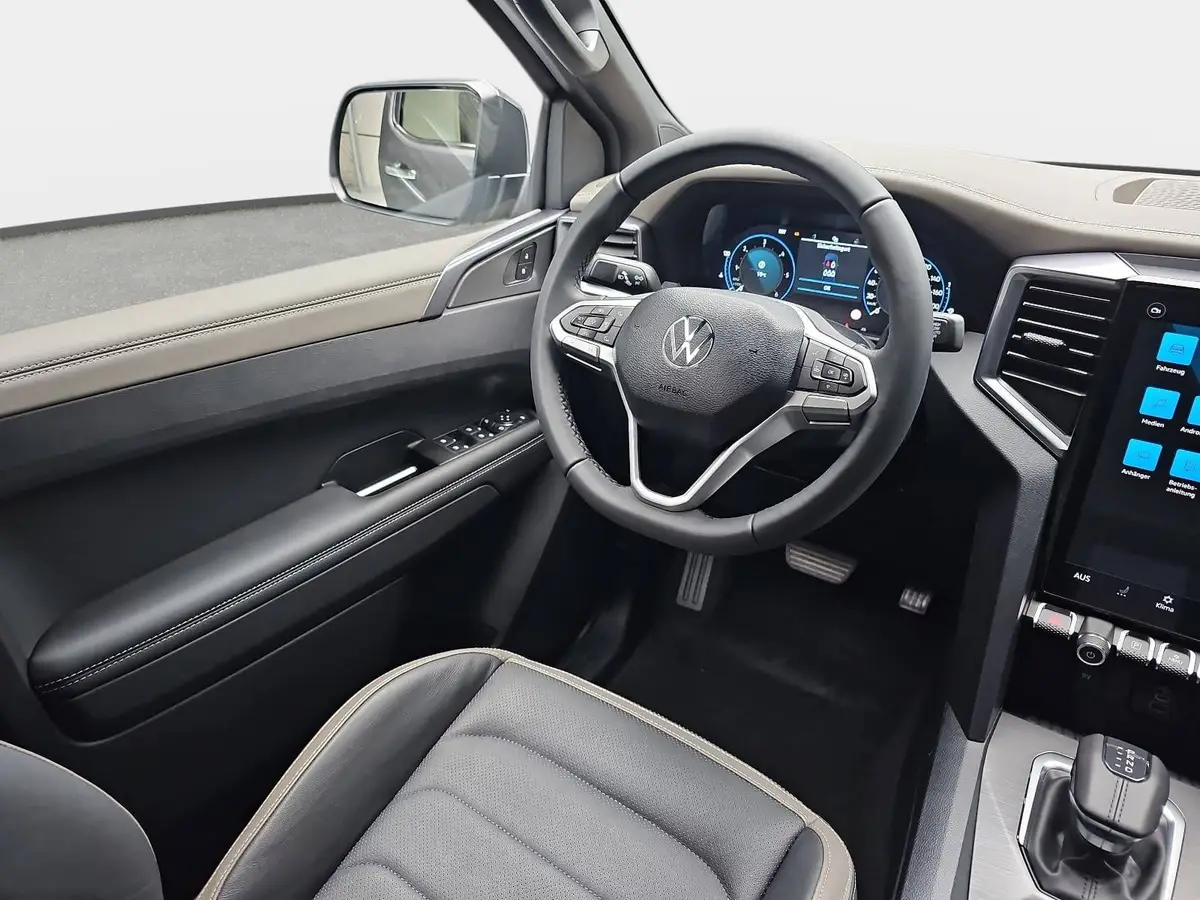 VW AMAROK 3.0 TDI AUTO. DOKA AVENTURA 4M NAVI LEDI AHK LM21