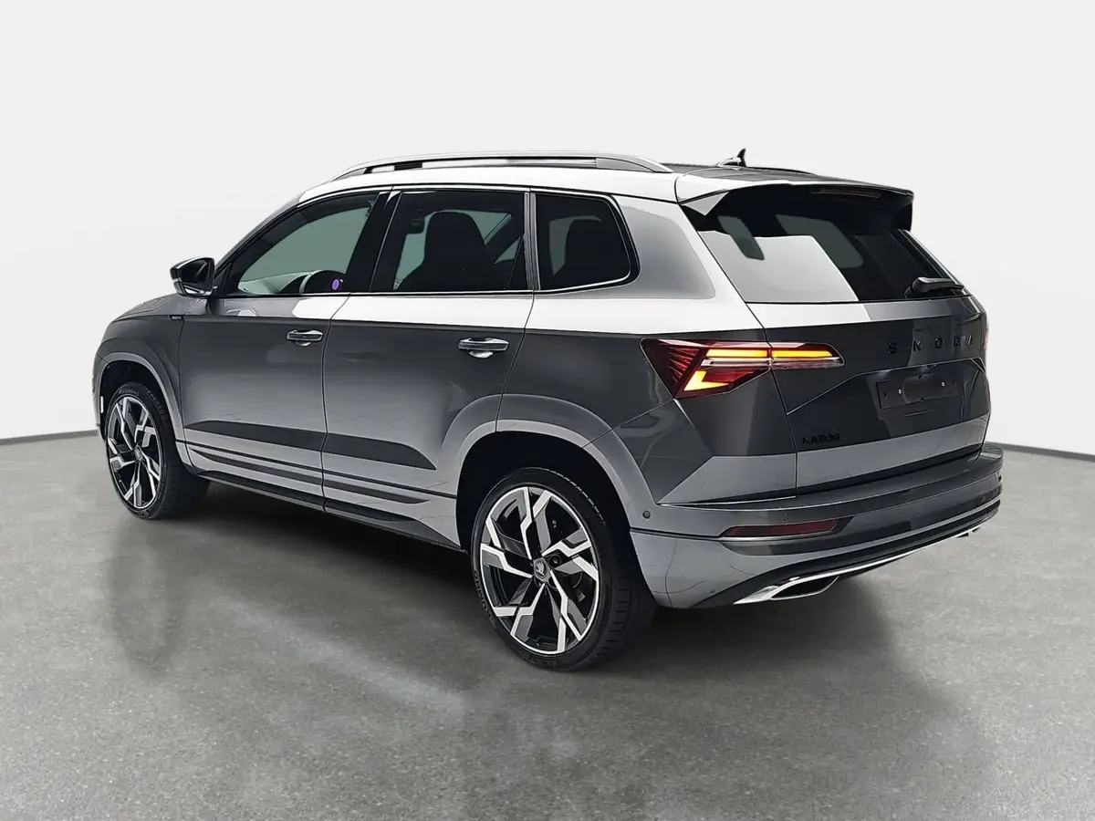 SKODA KAROQ 1.5 TSI DSG SPORTLINE NAVI LED-MATRIX PANO CANTON
