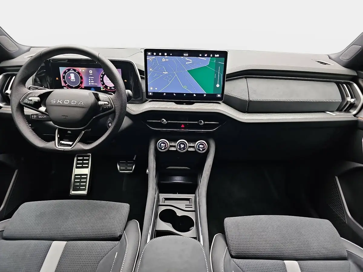 SKODA KODIAQ 2.0 TDI DSG SPORTLINE 4X4 PANO AHK