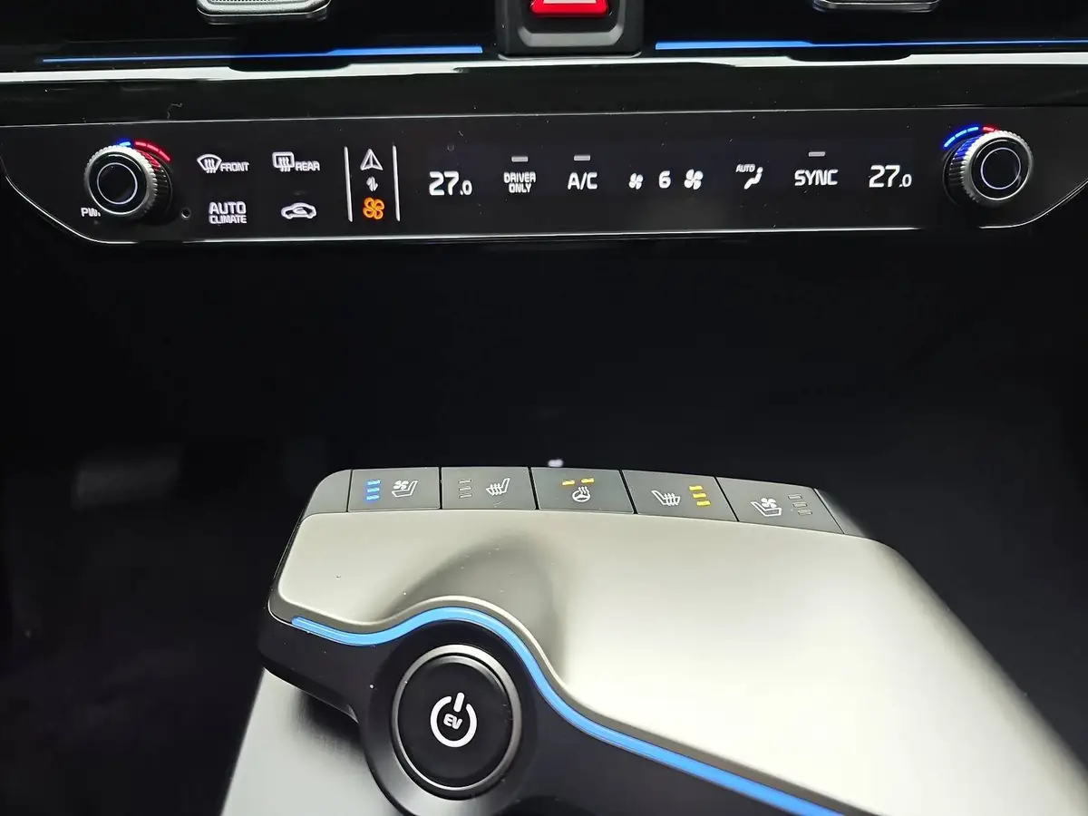 KIA EV6 EARTH 84 KWH RWD WP COMFORT ASSIST DRIVE SOUND