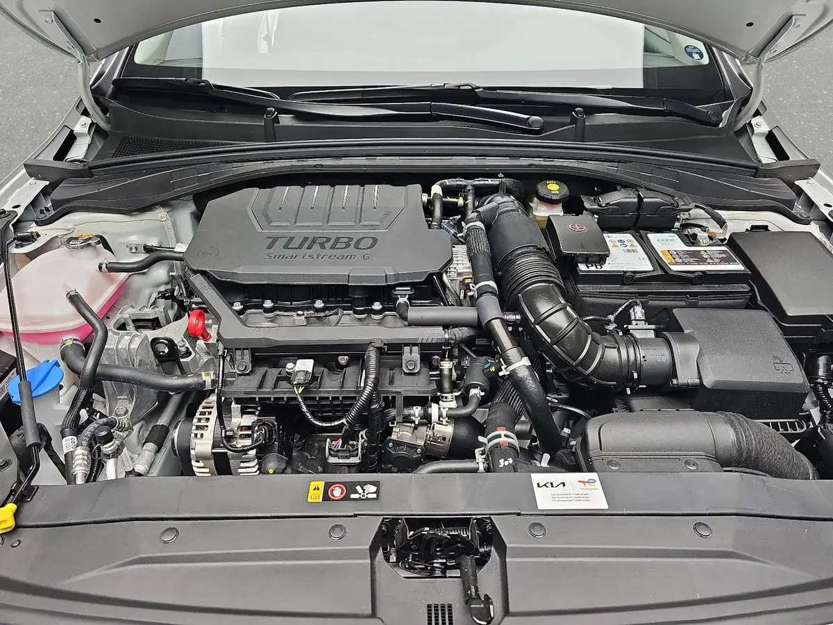 KIA CEED 1.5 T-GDI DCT7 SPIRIT LED SITZH. NAVI