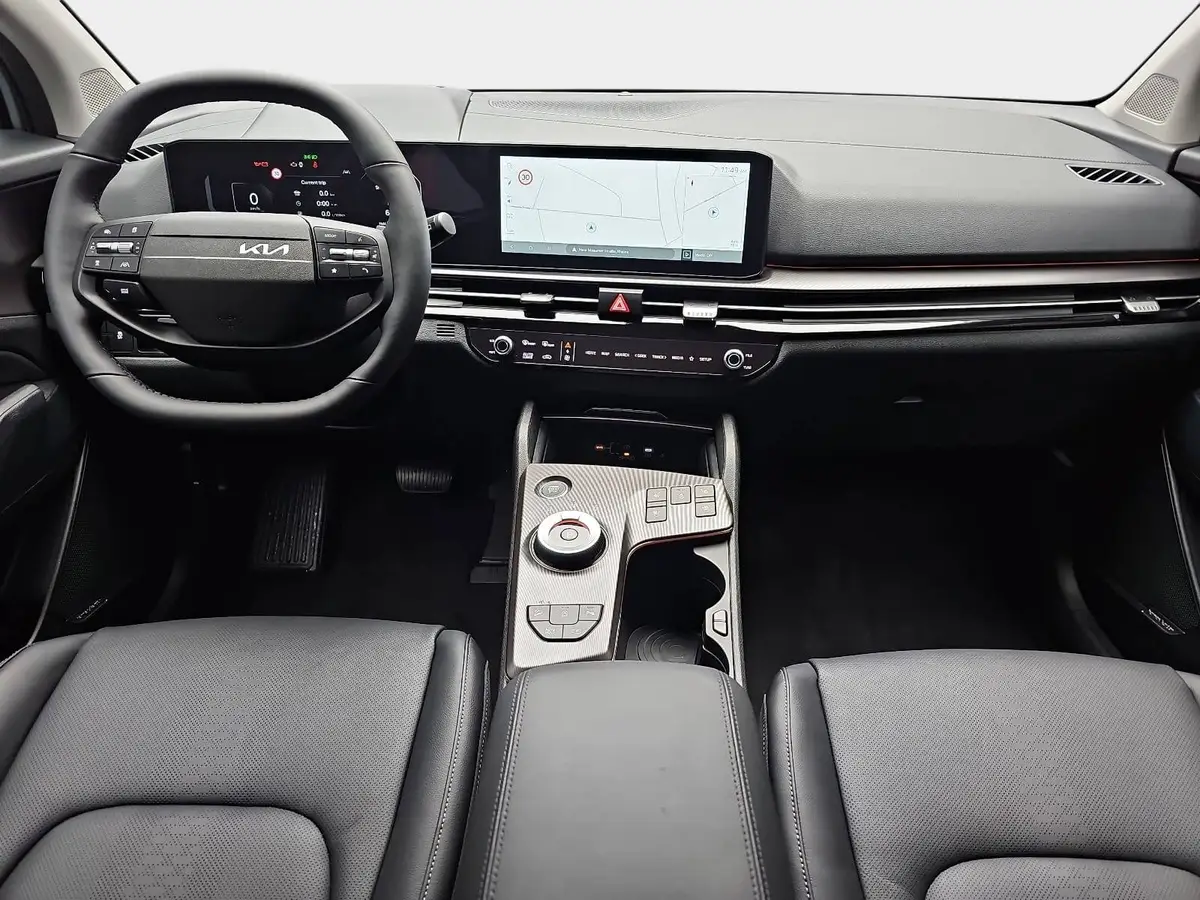 KIA SPORTAGE 1.6 T-GDI 150 2WD DCT SPIRIT MJ26 LEDER DRIVEWISE SOUND