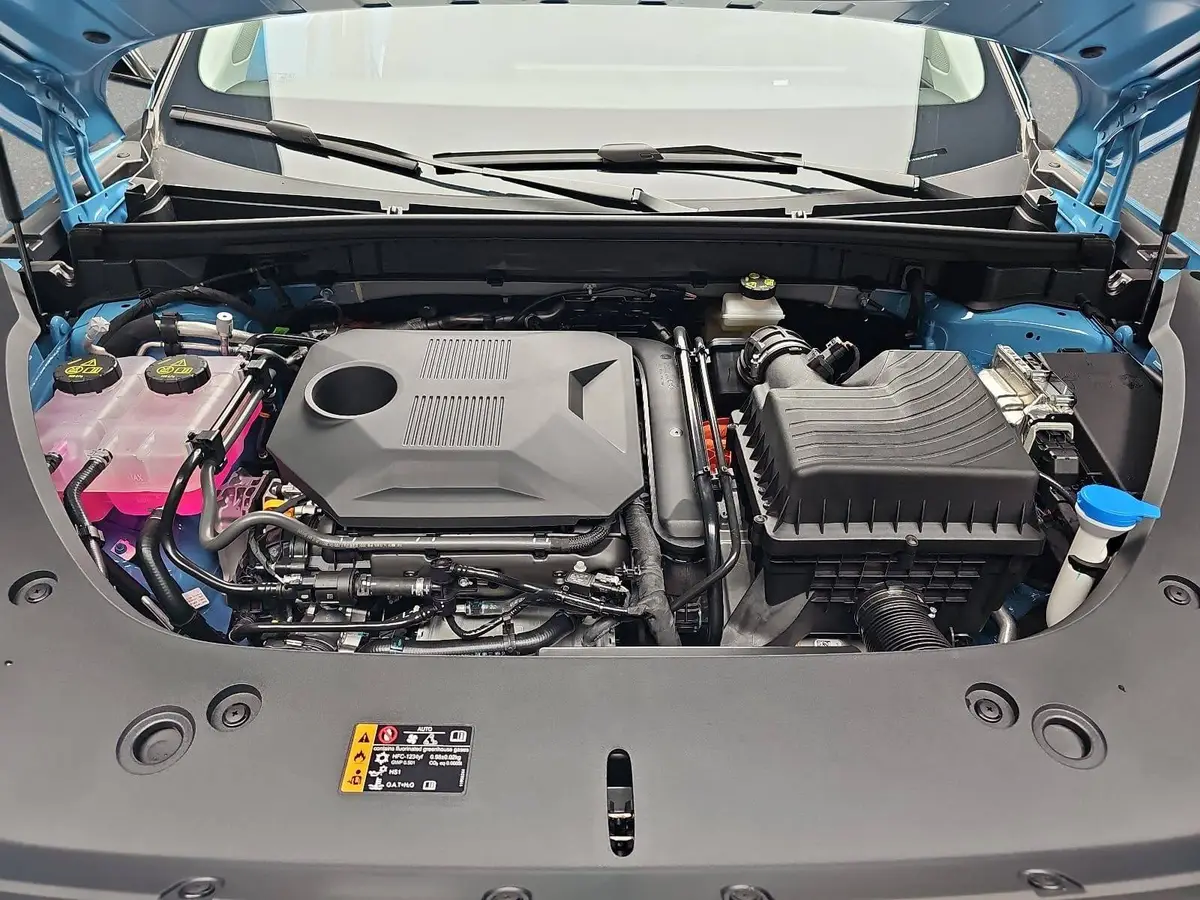 MG HS 1.5 PLUG-IN-HYBRID MY25.5 LUXURY LEDER 360-GRAD-KAMERA 19-ZOLL-LM