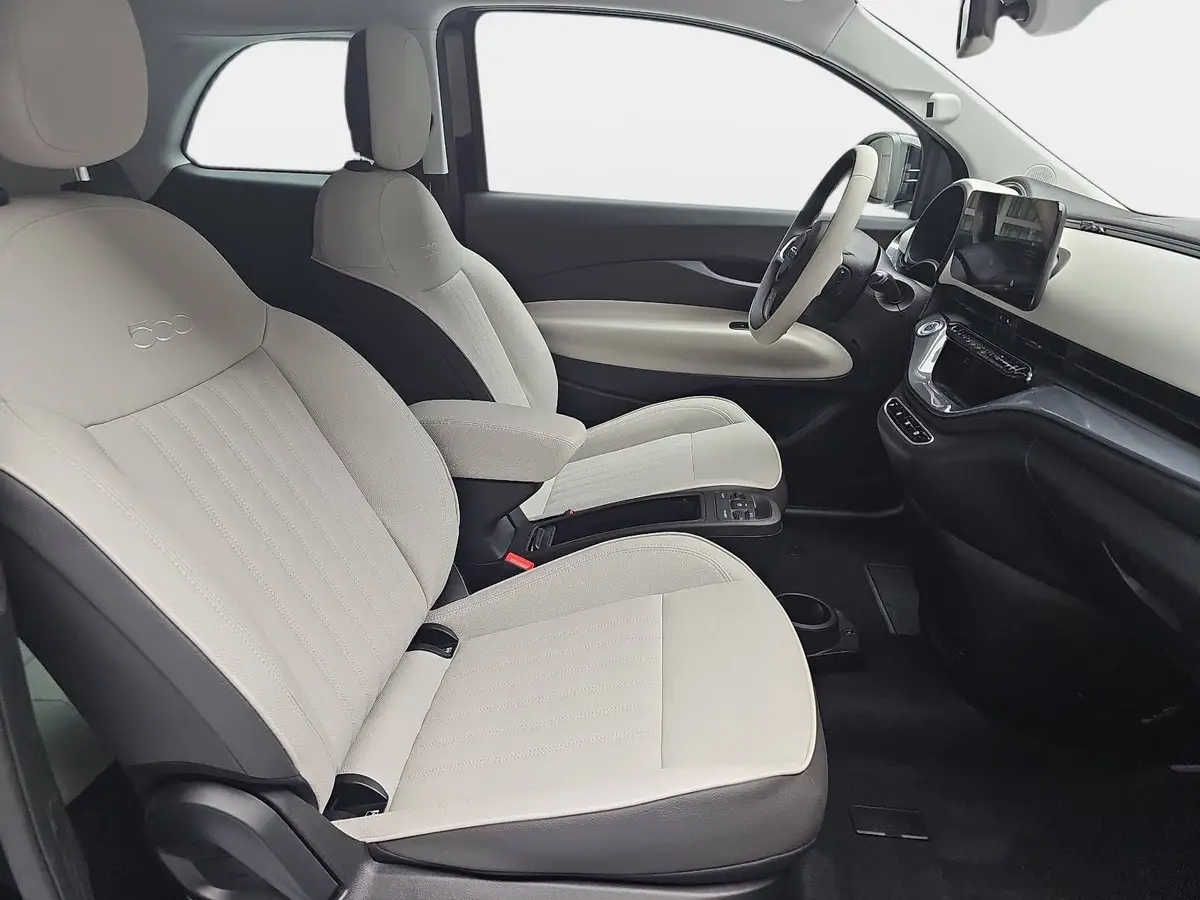 FIAT 500 ELEKTRO 42 KWH LA PRIMA MJ26
