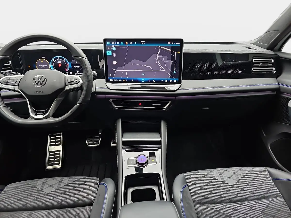 VW TIGUAN 2.0 TDI DSG 4M R-LINE NAVI MATRIX HUD DCC AHK LM20