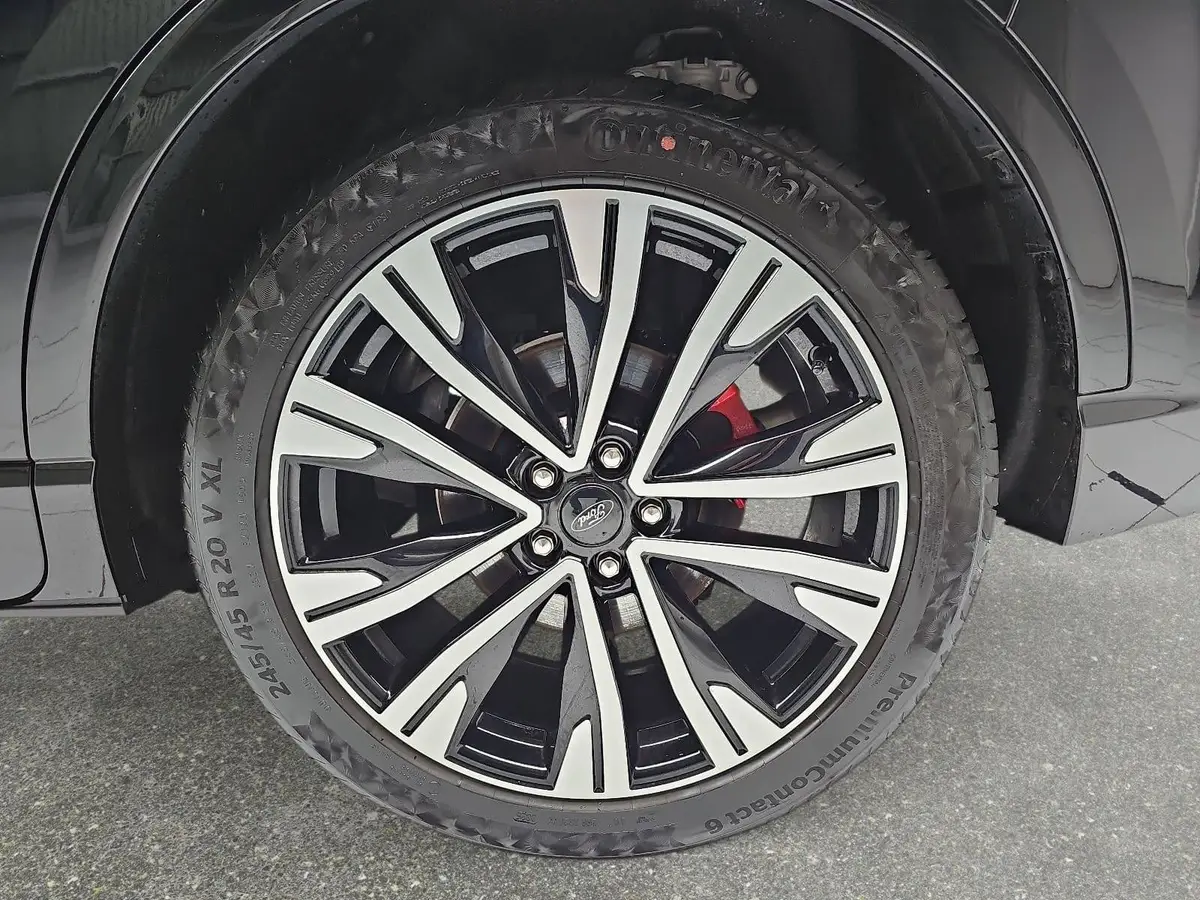 FORD KUGA 1.5 EB AUTO. 8G ST-LINE X NAVI MATRIX-LED ACC HUD 