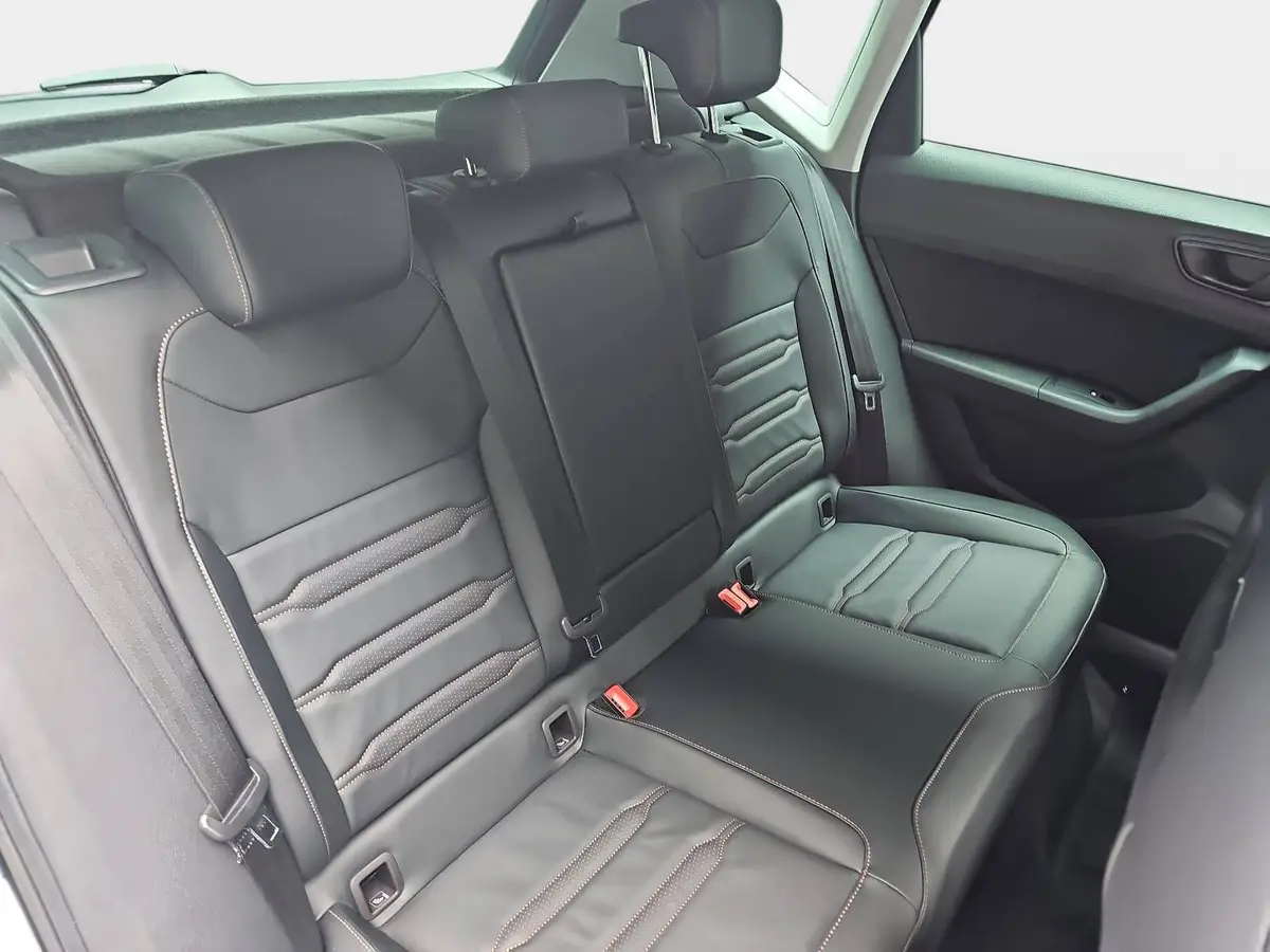 CUPRA ATECA 1.5 TSI DSG NAVI LED ACC LEDER AHK LM19