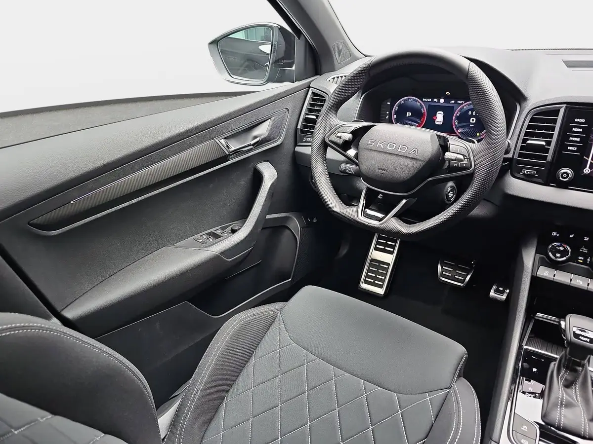 SKODA KAROQ 2.0 TSI DSG SPORTLINE 4X4 ACC AHK