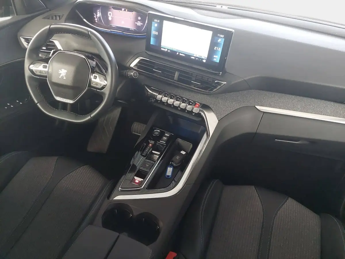 PEUGEOT 3008 1.2 AUTOMATIK 130 ALLURE 1.HAND