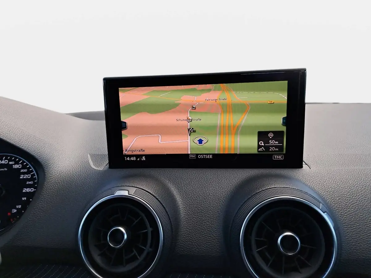 AUDI Q2 1.5 35 TFSI DSG SPORT LED PANO WINTER