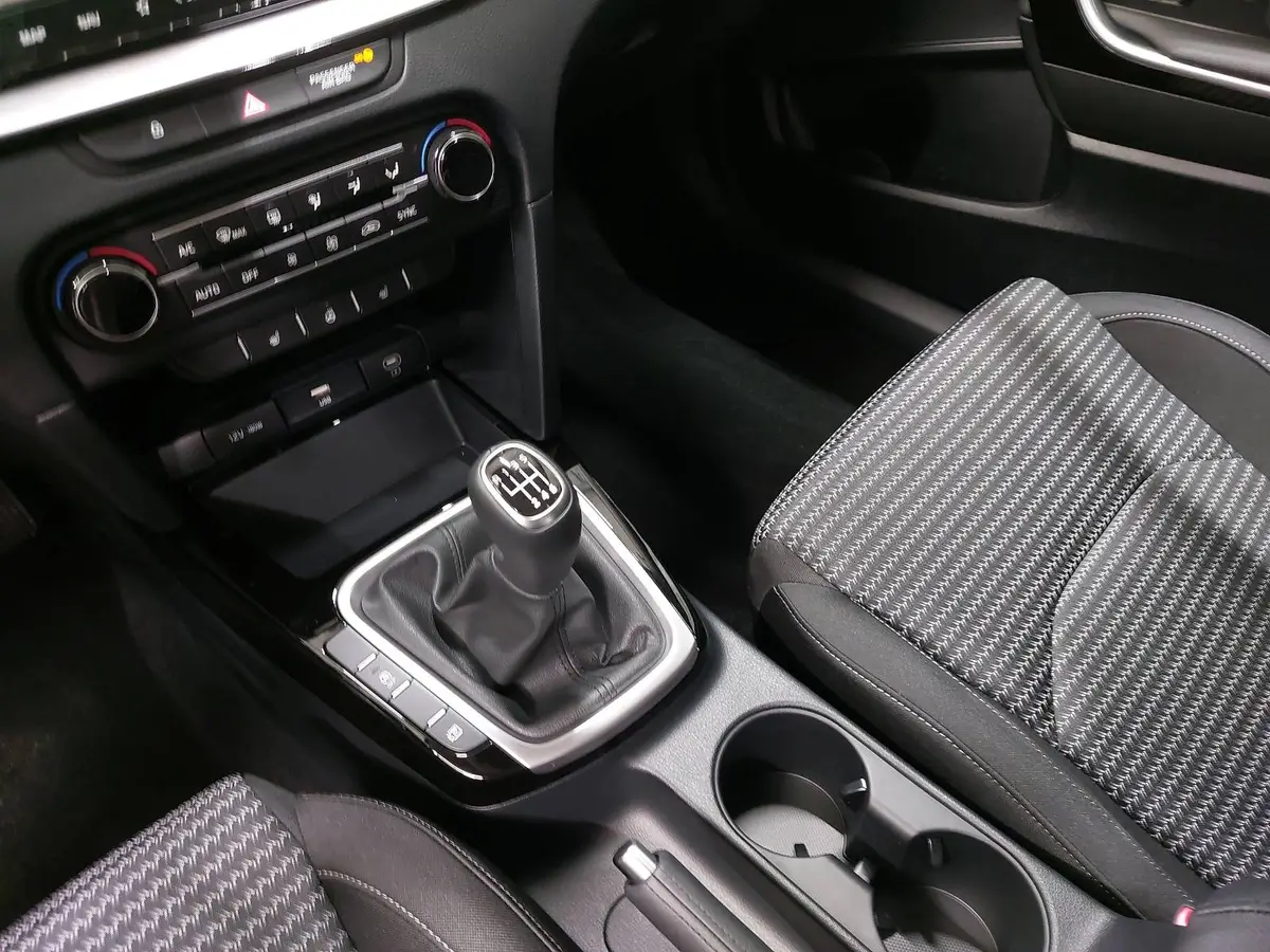 KIA CEED SW 1.0 T-GDI 100 VISION KOMFORT+ SITZH.