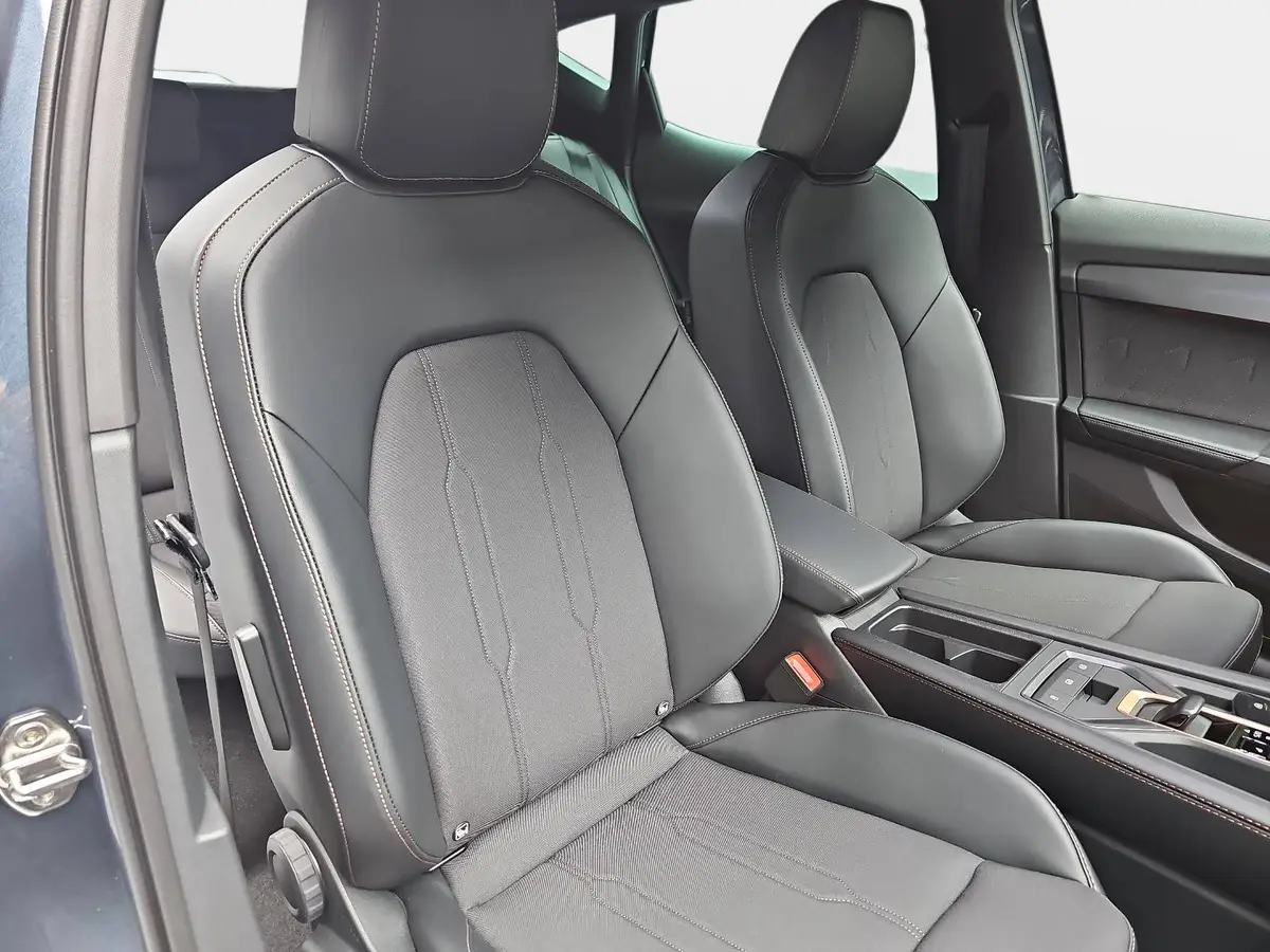 CUPRA FORMENTOR 1.5 ETSI DSG LED EDGE PAKET EL.HECKKLAPPE KAM