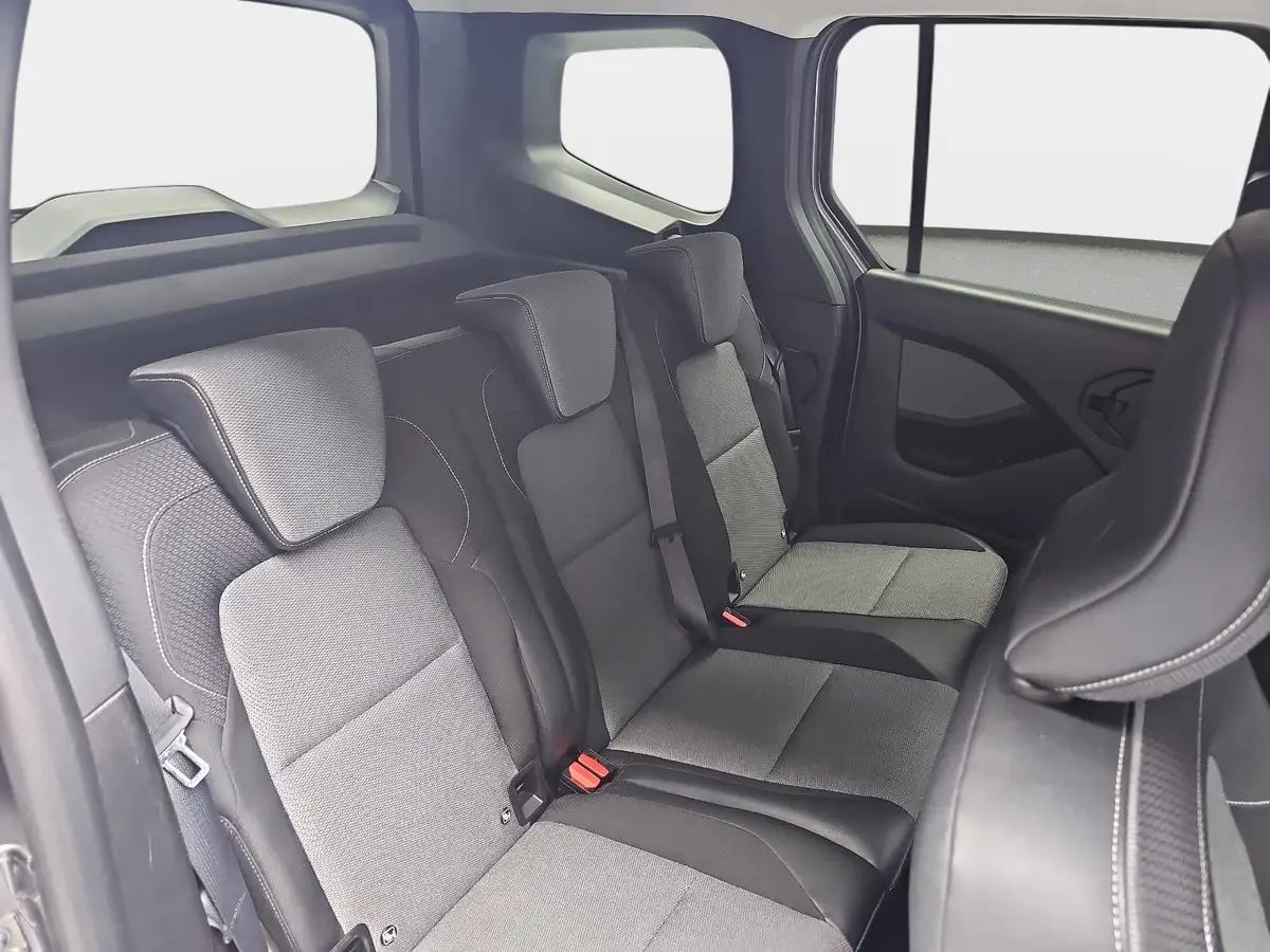 RENAULT KANGOO 1.3 TCE 130 INTENS NAVI LED LM