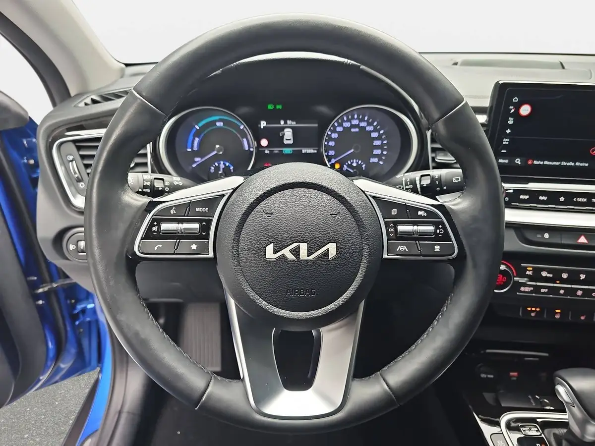 KIA XCEED 1.6 PLUG-IN-HYBRID DCT6 SPIRIT NAVI LED WINTER KAMERA LM