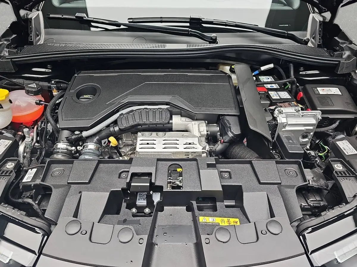 ALFA ROMEO JUNIOR IBRIDA 1.2 VGT 48V-HYBRID 21KW TI PANORAMA TECHNOLOGIE PAKET