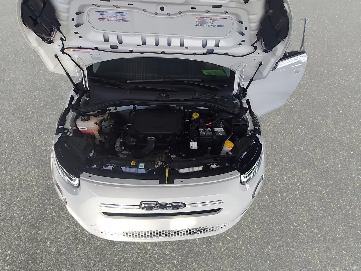 FIAT 500C HYBRID DOLCEVITA