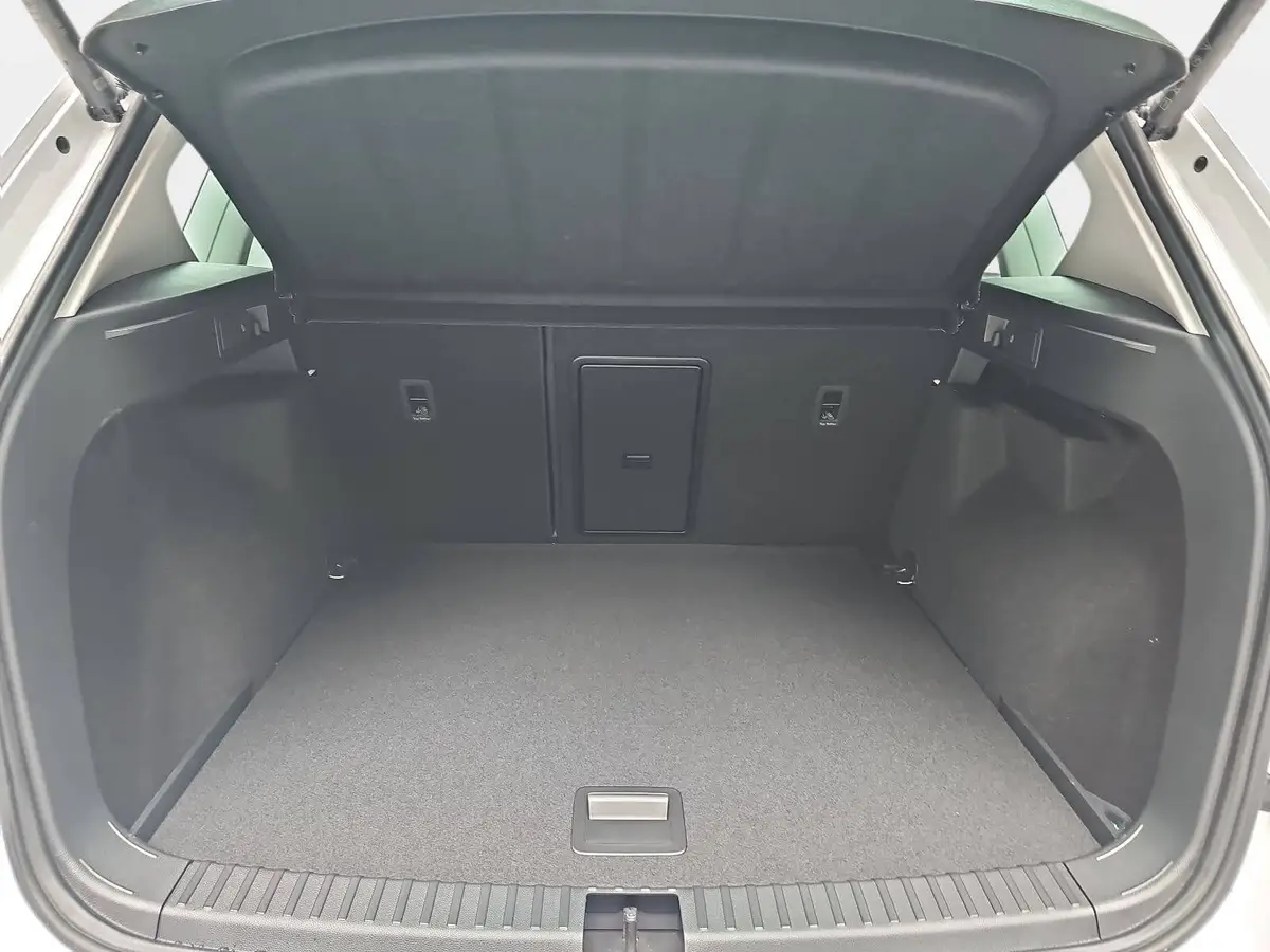 CUPRA ATECA 1.5 TSI DSG NAVI LED ACC LEDER AHK LM19