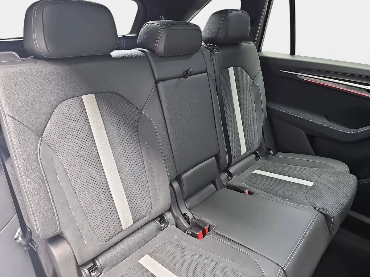 SKODA KODIAQ 2.0 TSI DSG SPORTLINE 4X4 NAVI LED