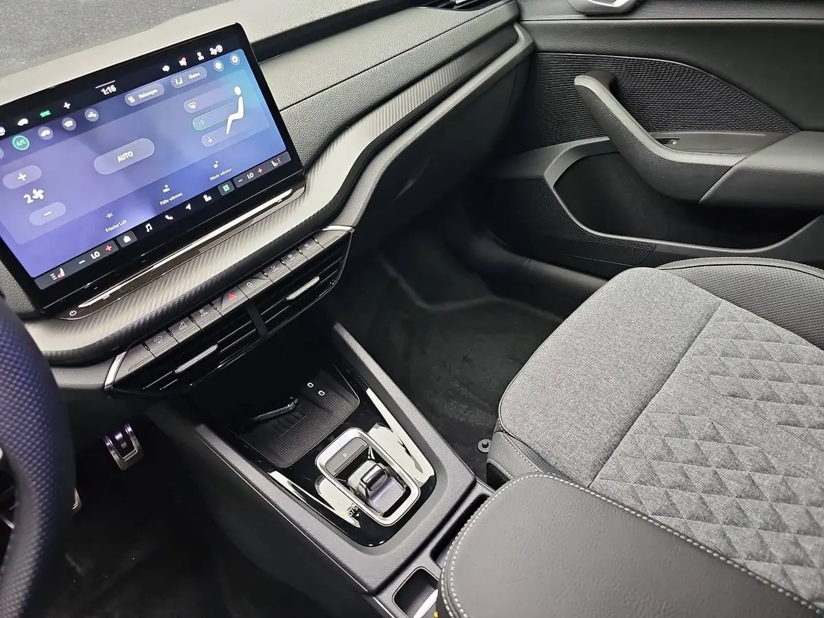 SKODA OCTAVIA 2.0 TSI DSG SPORTLINE 4X4 ACC PANO